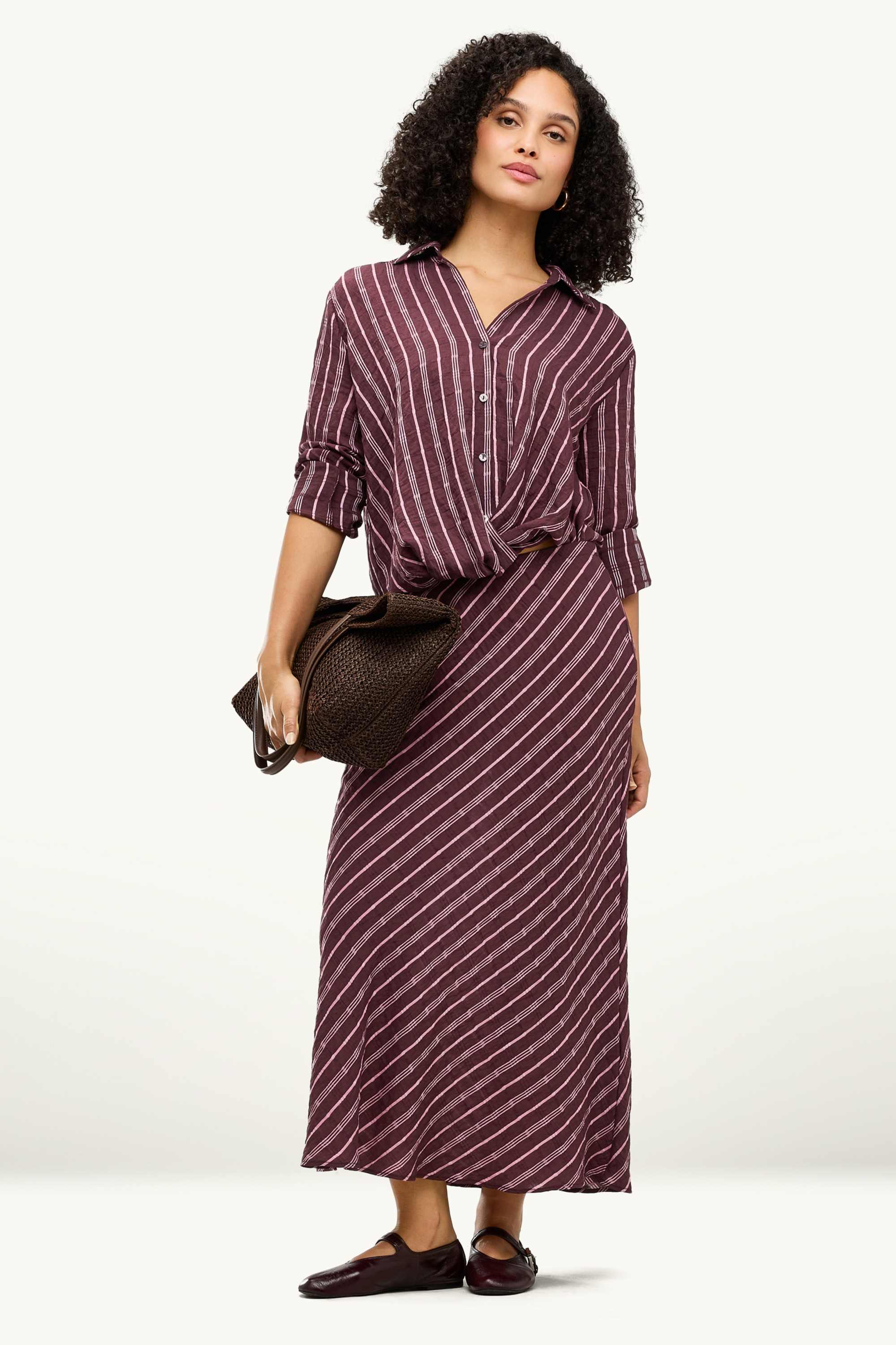 Blouse with knot detail - patterned brown