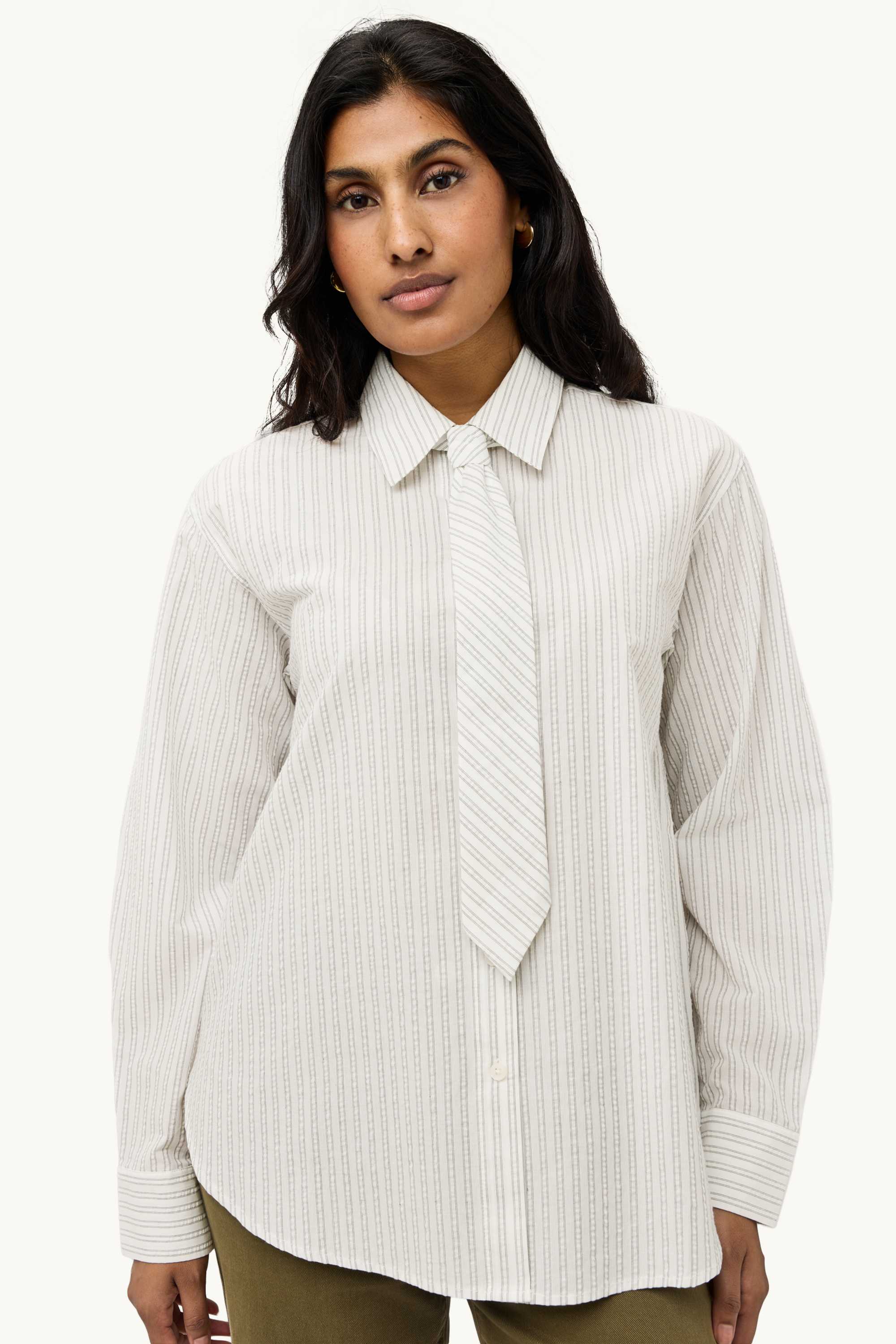 Set - shirt blouse and tie - 2 piece - striped creme