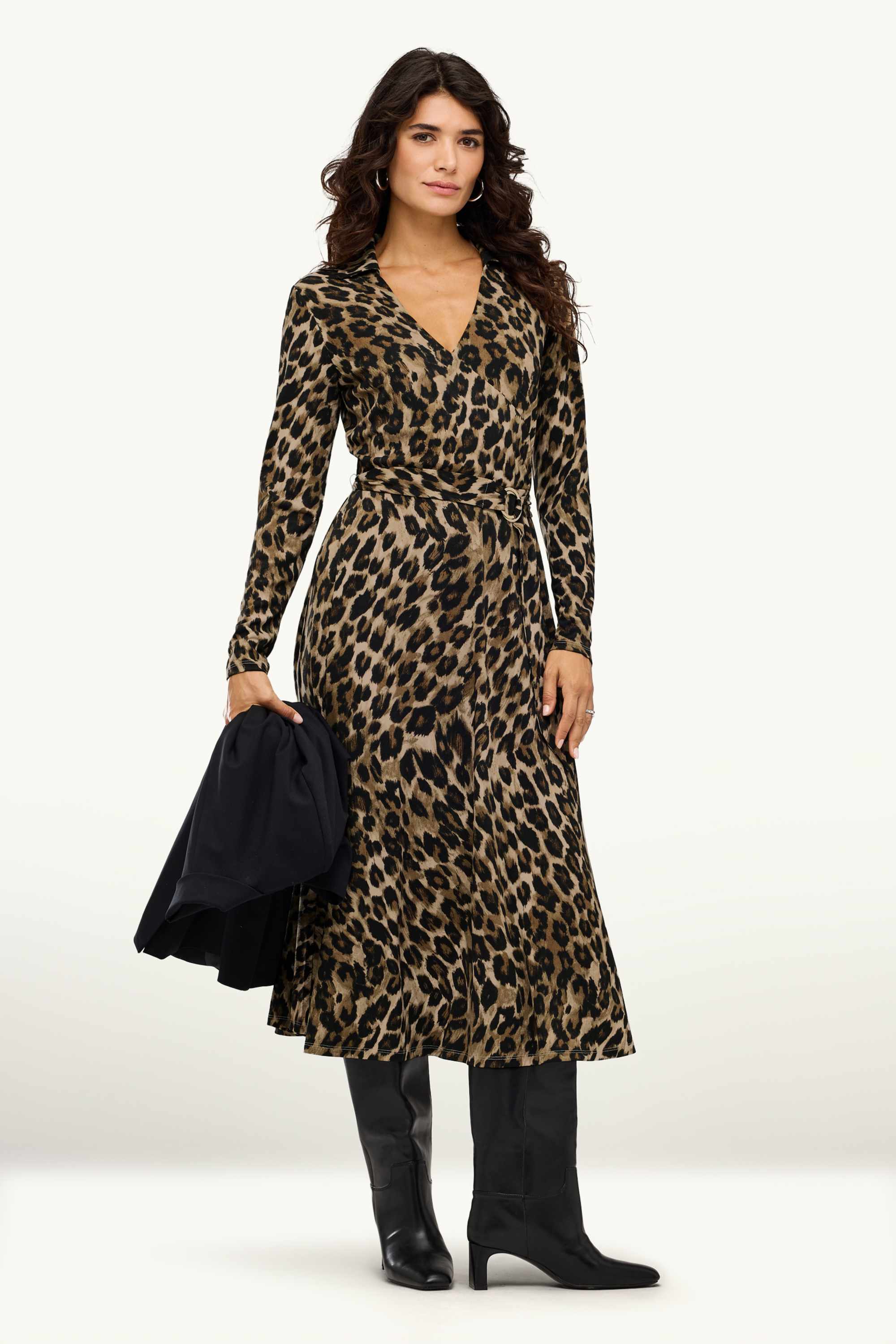 Fit & flare dress with belt - leopard print brown