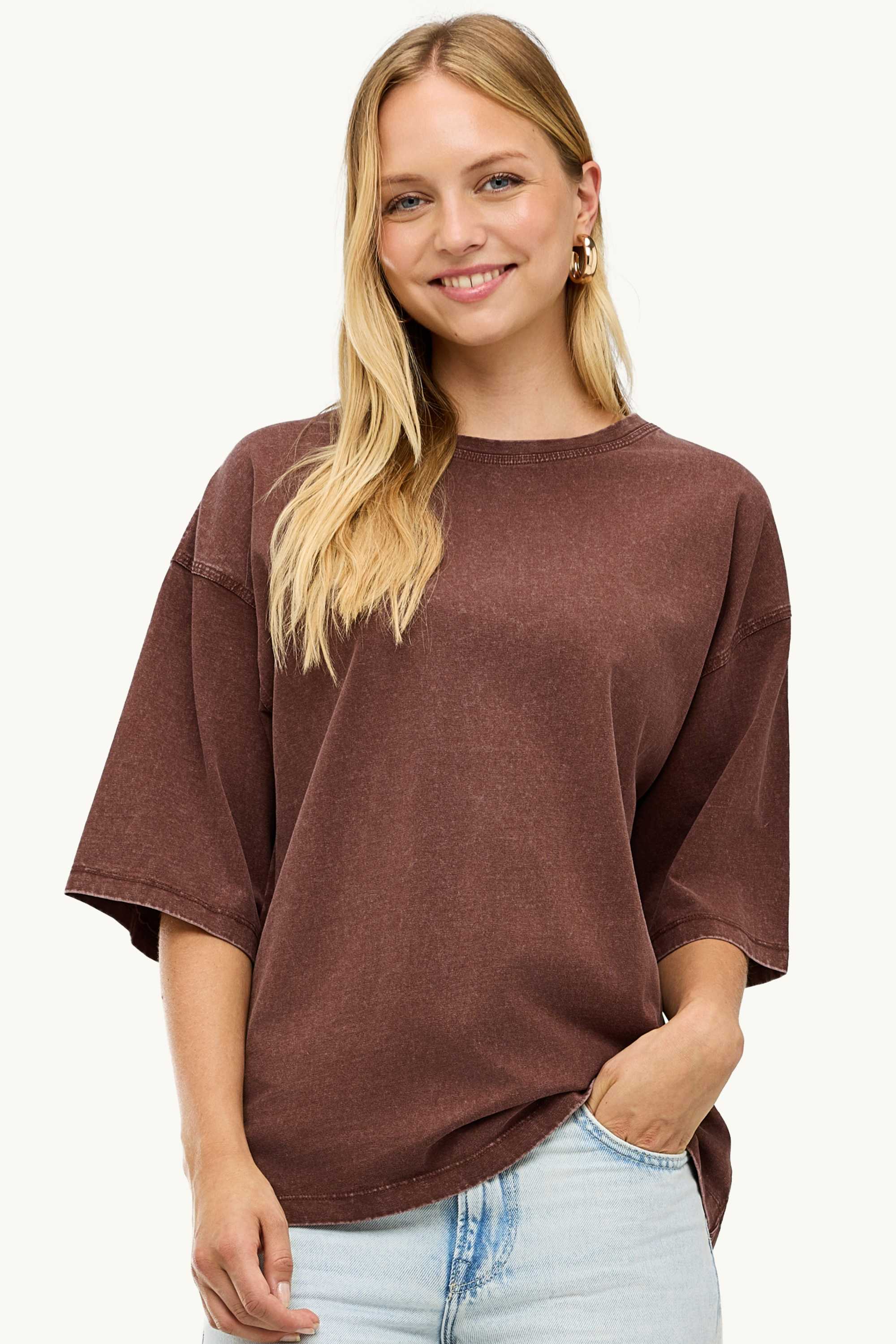 T-shirt - oversized brown