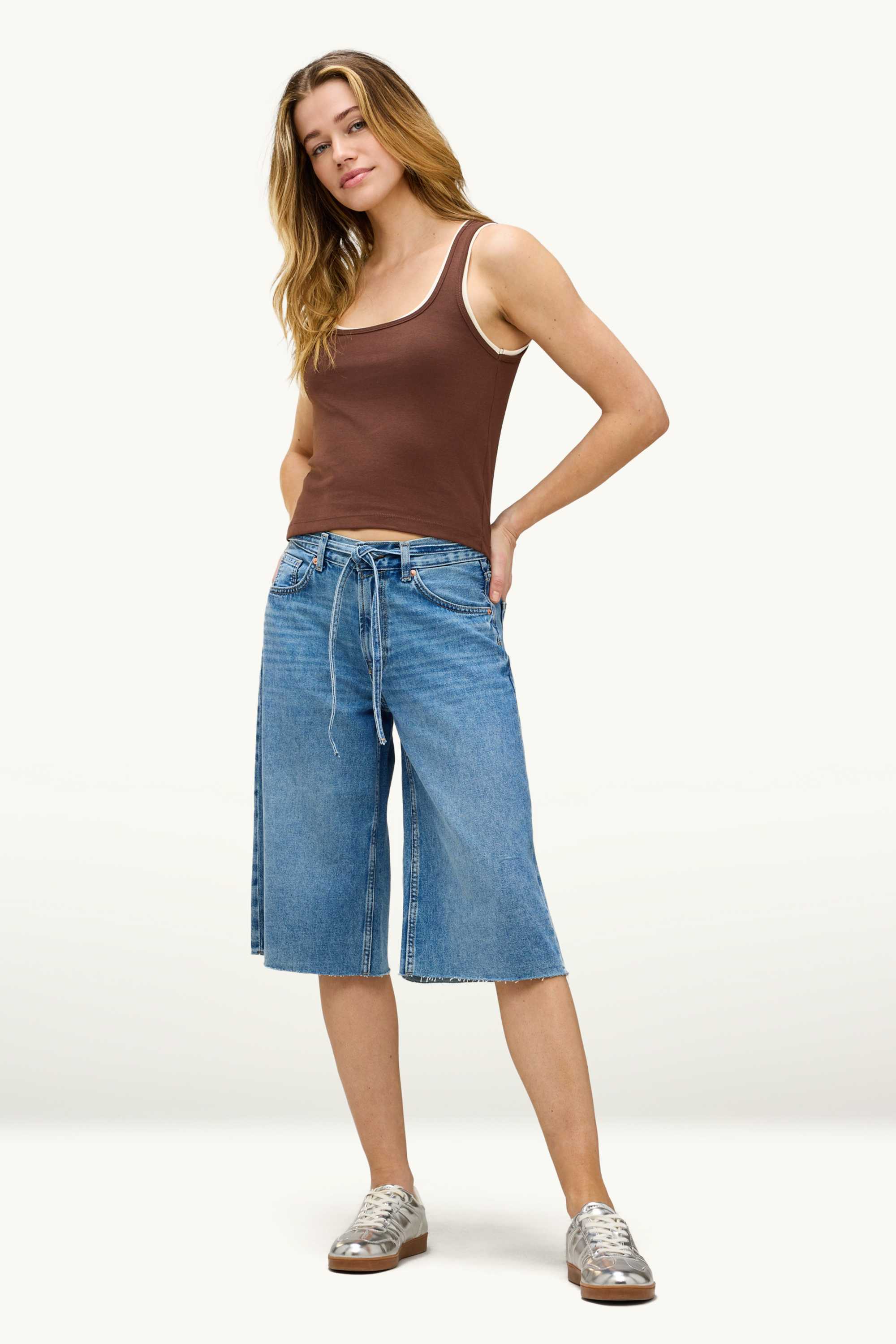 Top - 2-in-1 look brown