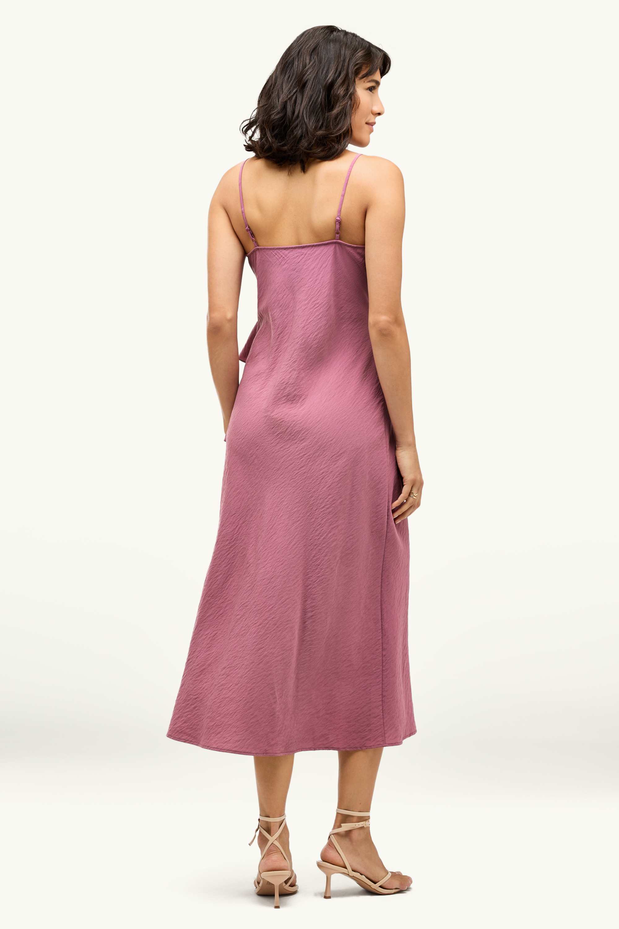 Fit & flare V-neck dress purple