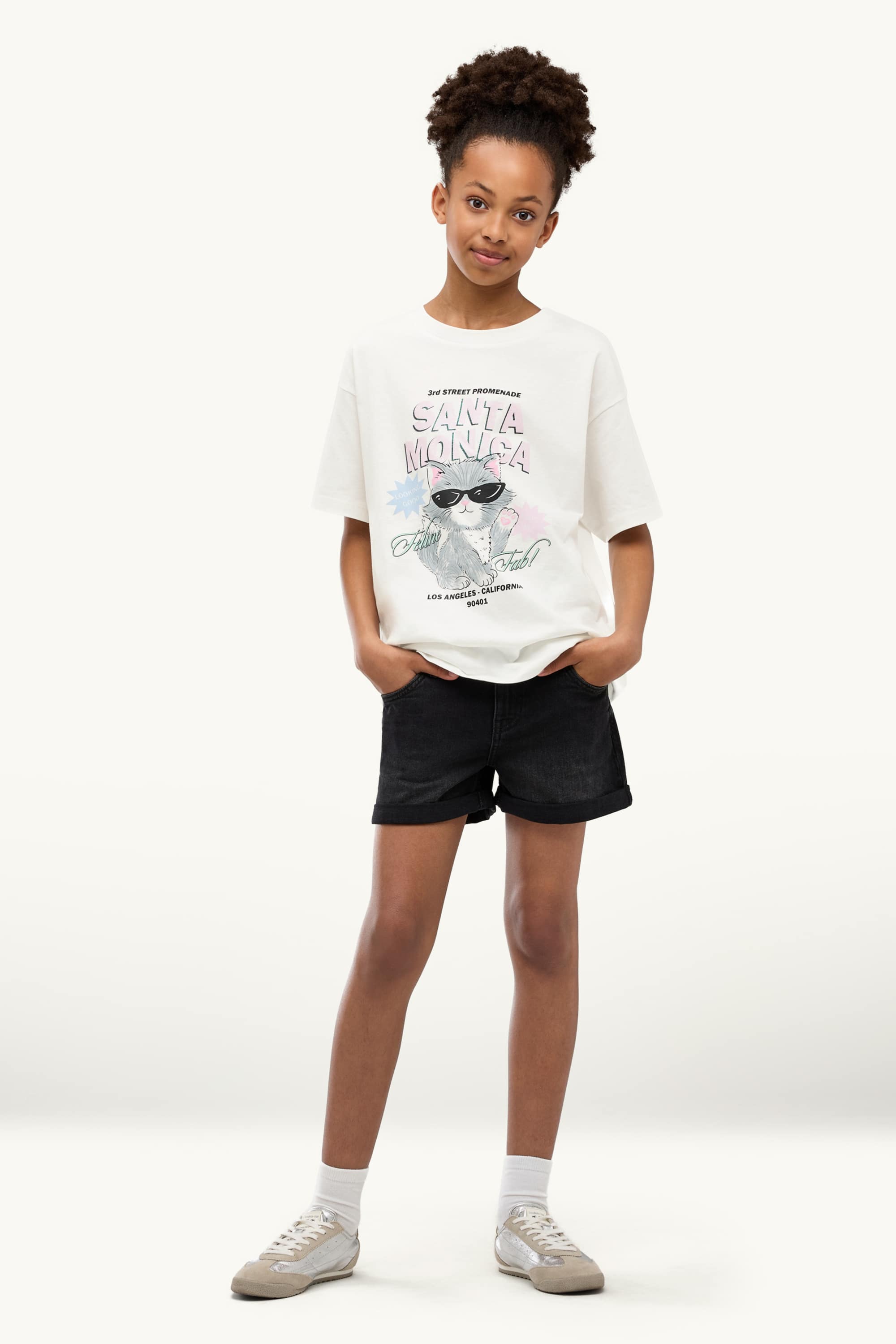 Cat - short sleeve T-shirt - shiny white