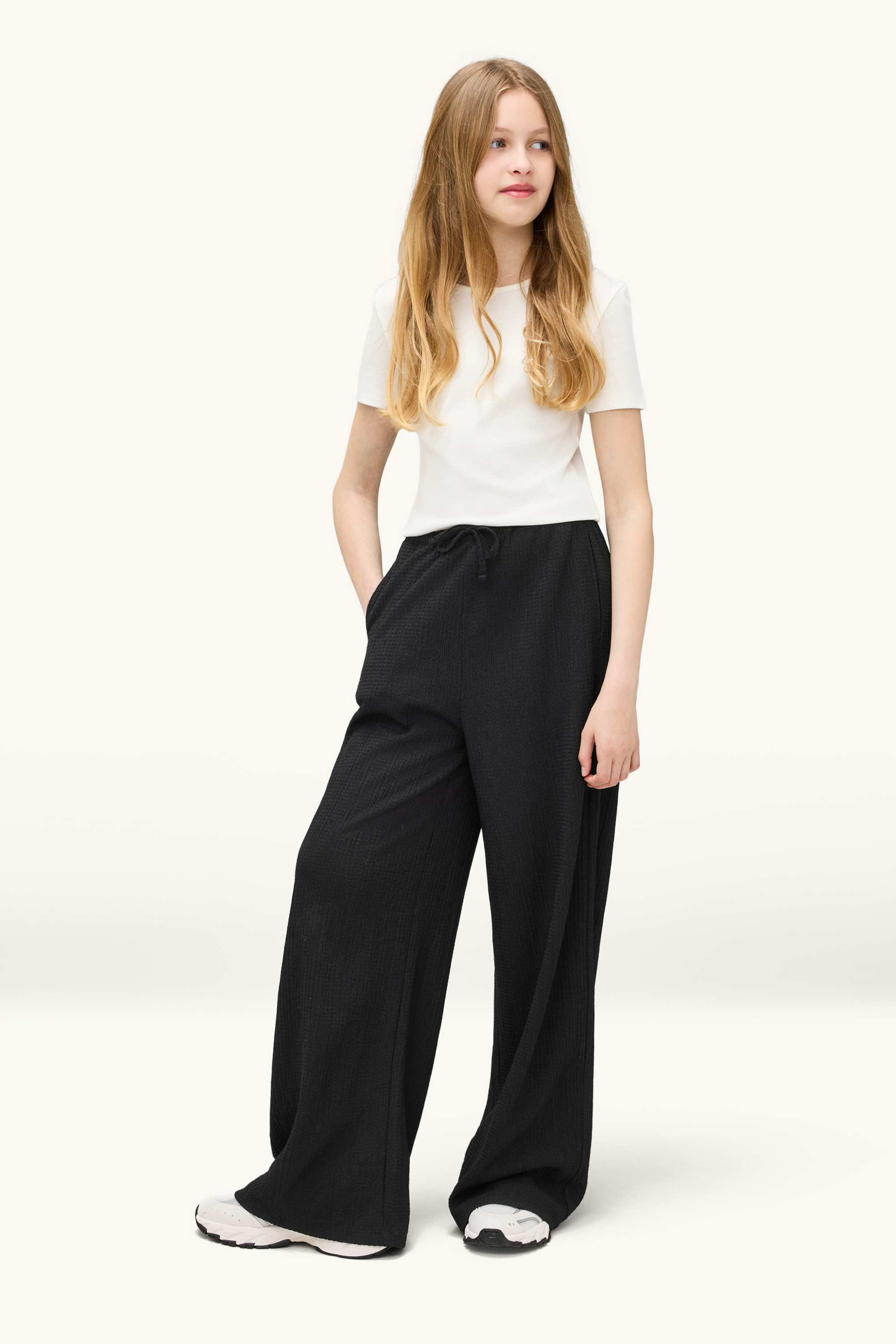Cloth trousers - palazzo - textured black
