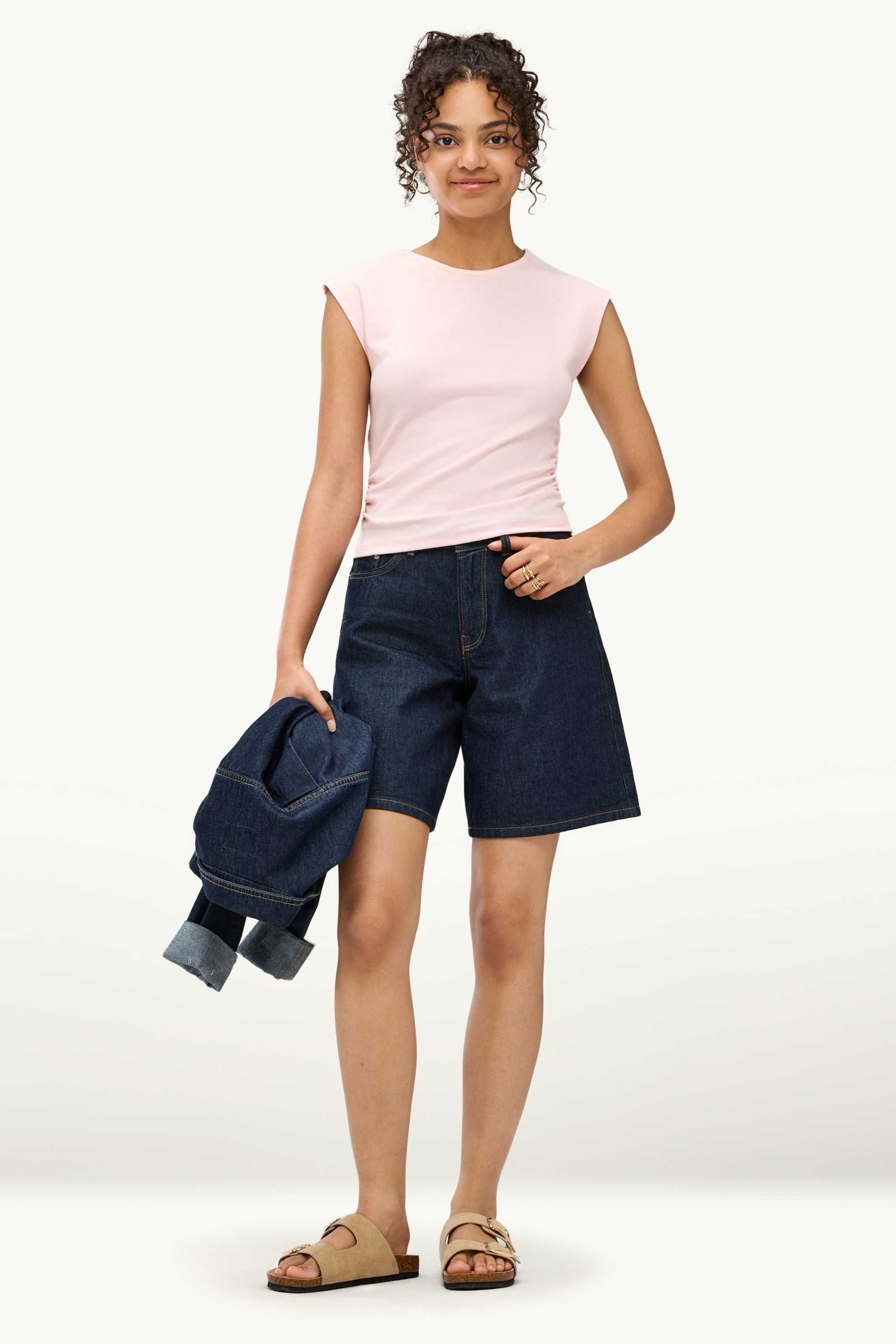 Top pale pink