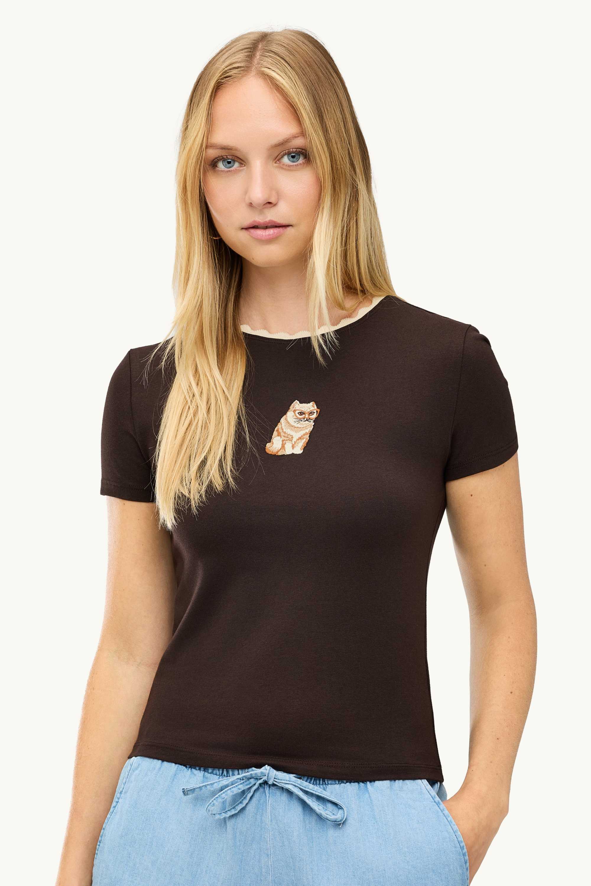 T-shirt - slim fit brown