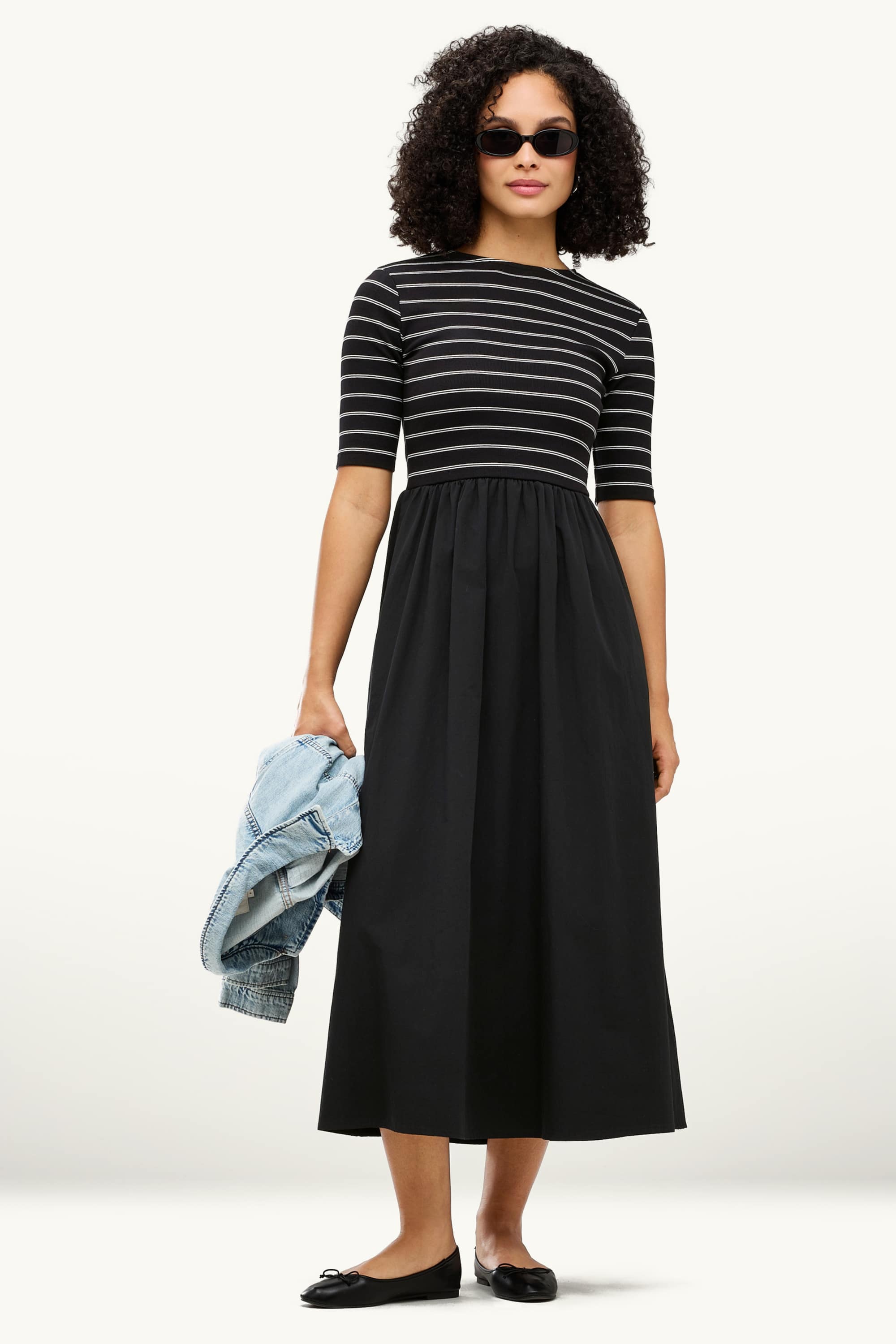 Fit & flare dress black / white