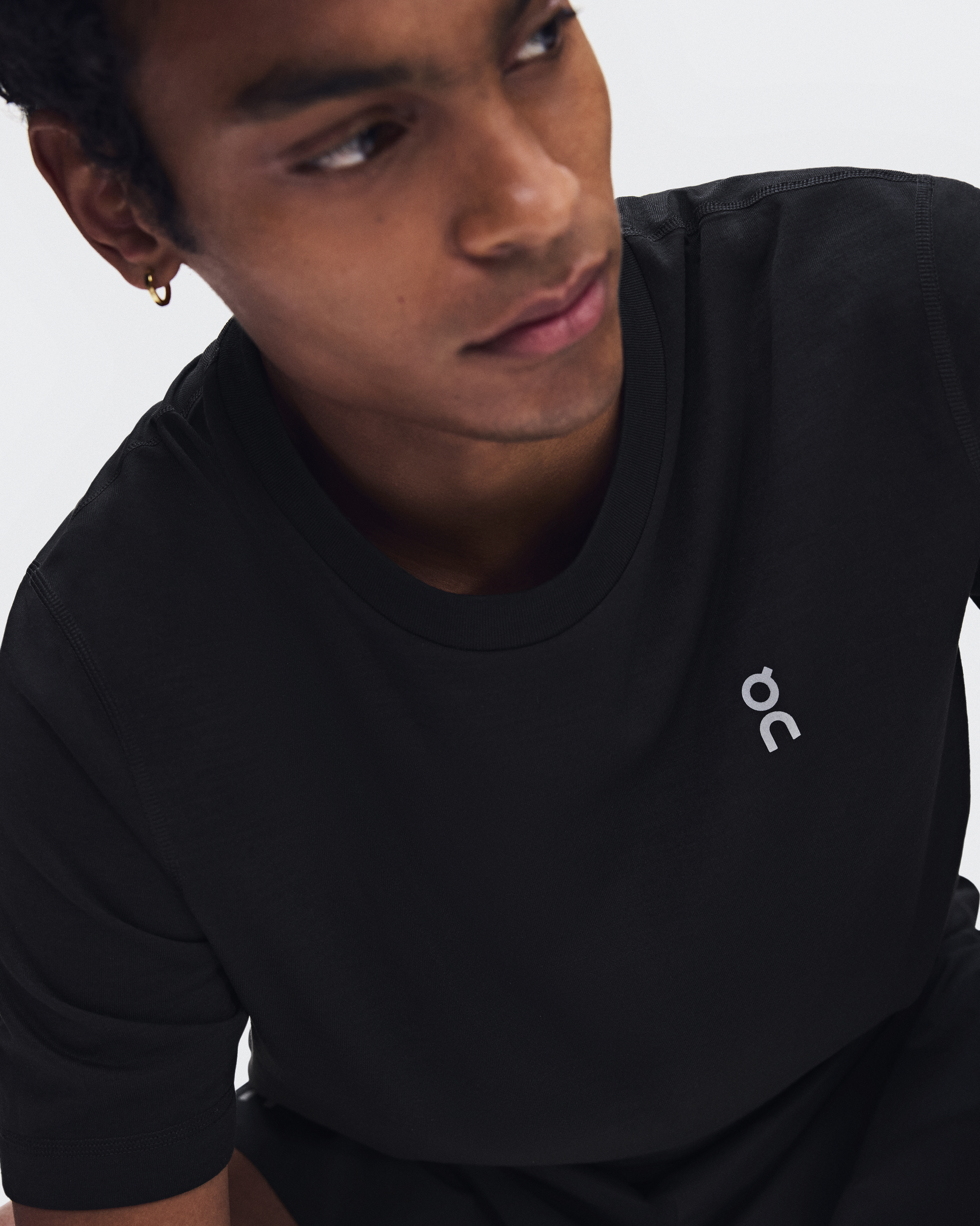 Train-T - Black