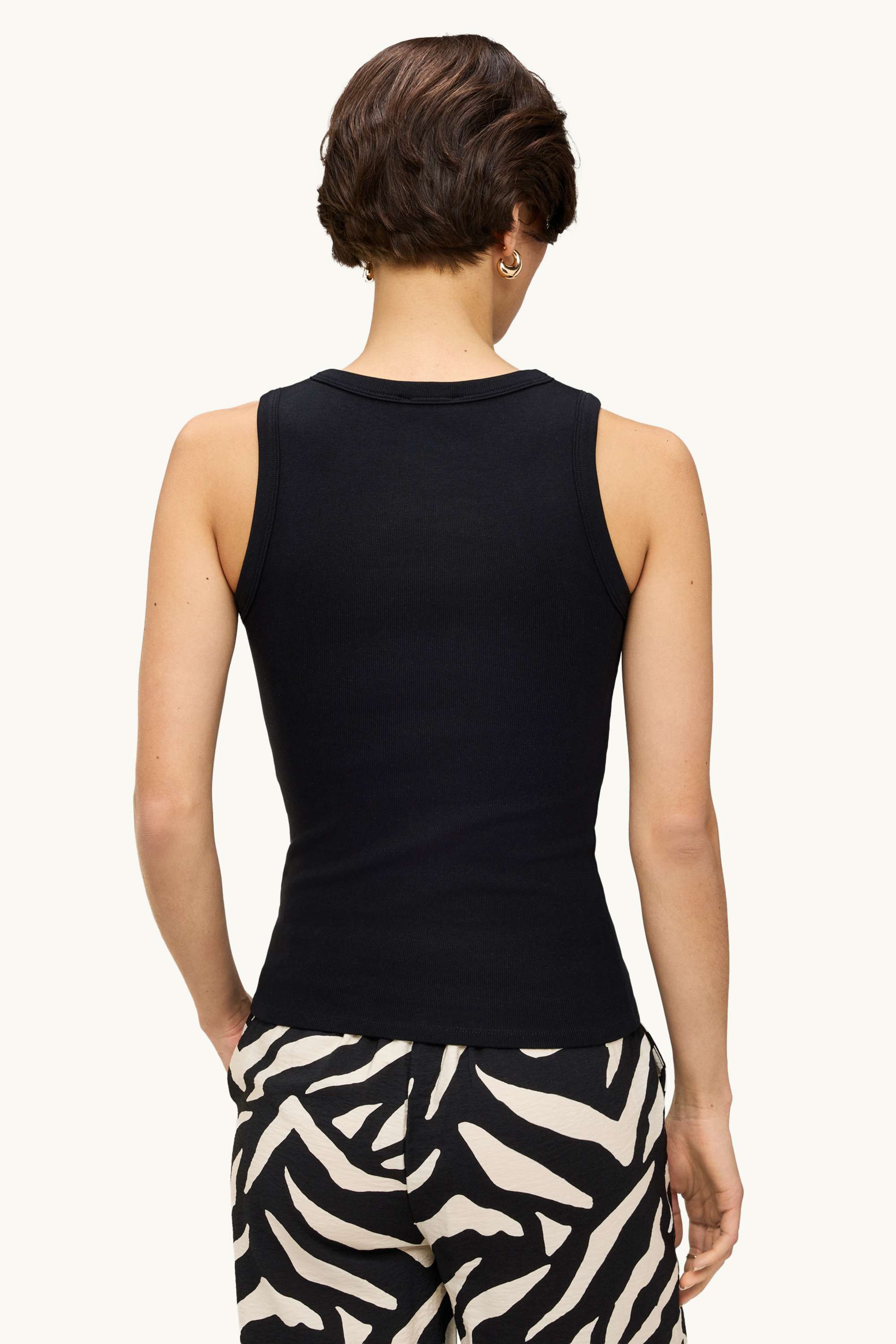 Top - ribbed black