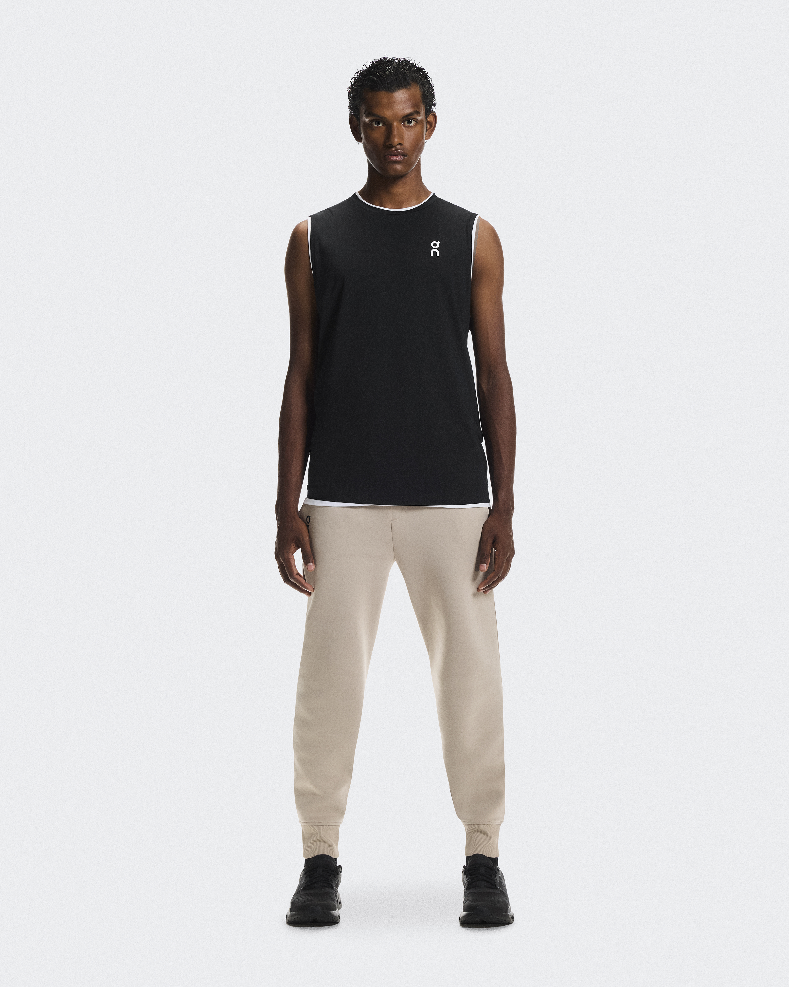 Focus Tech Sweatpants - Desert