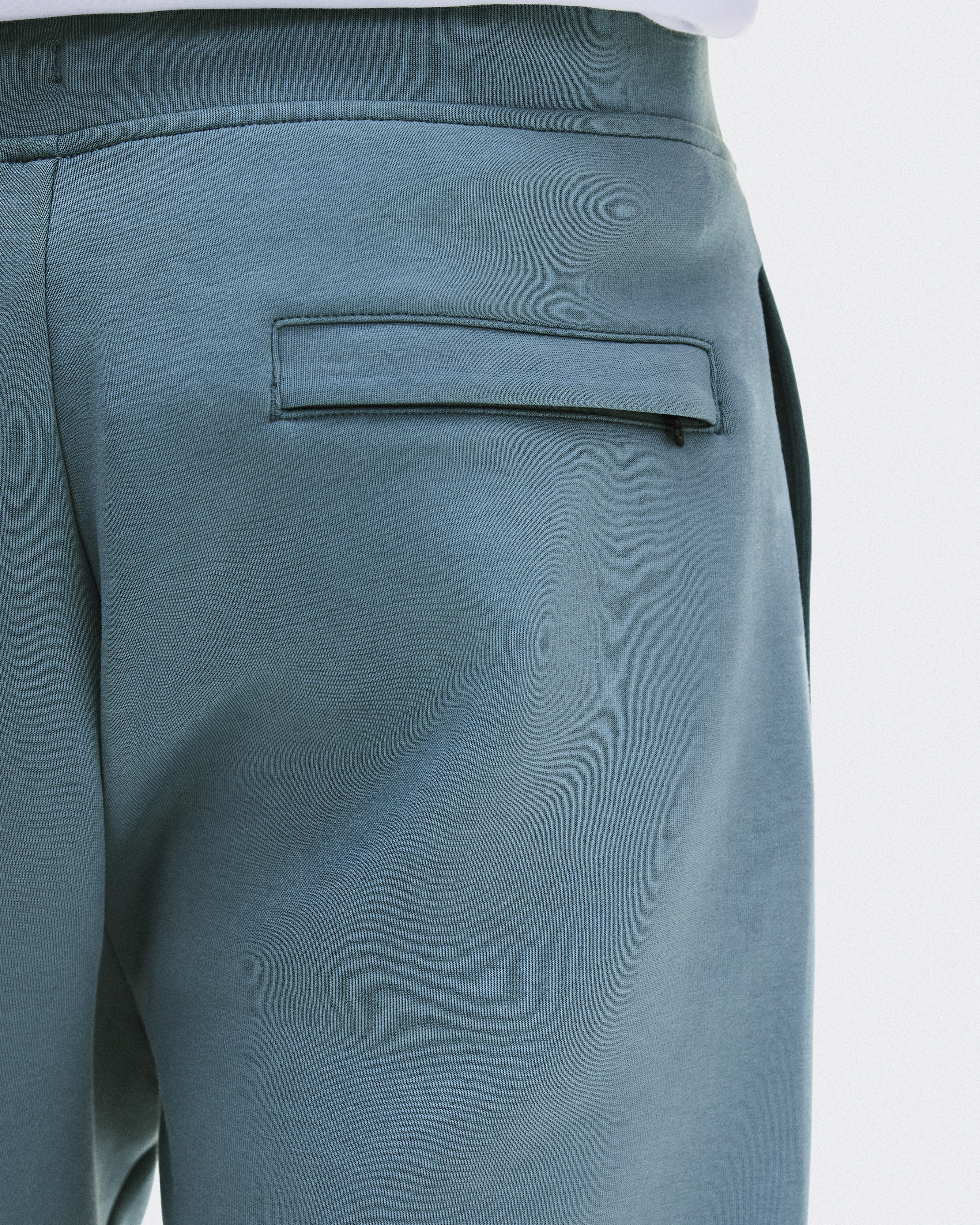 Focus Tech Sweatpants - Agave