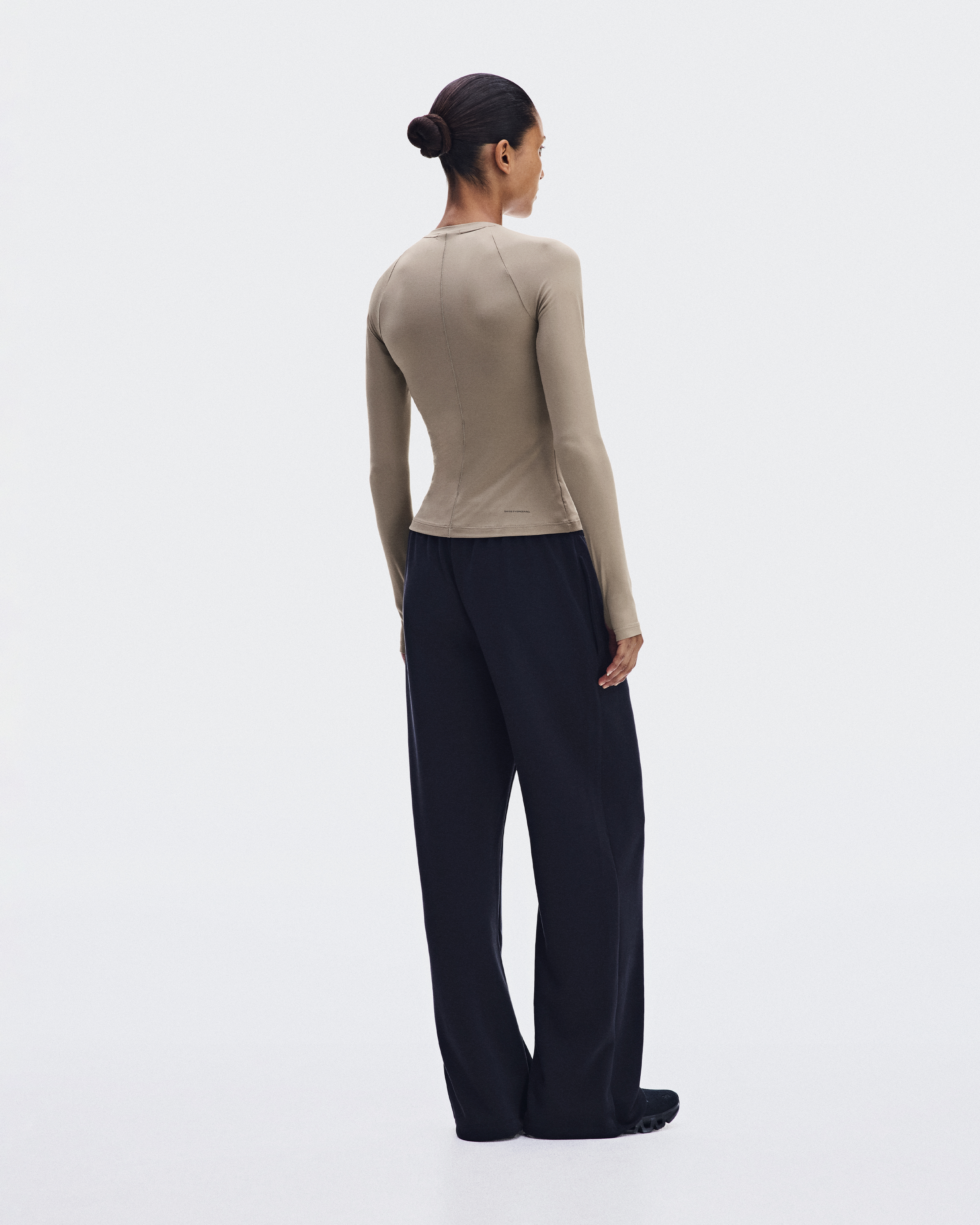 Studio Long-T - Clay