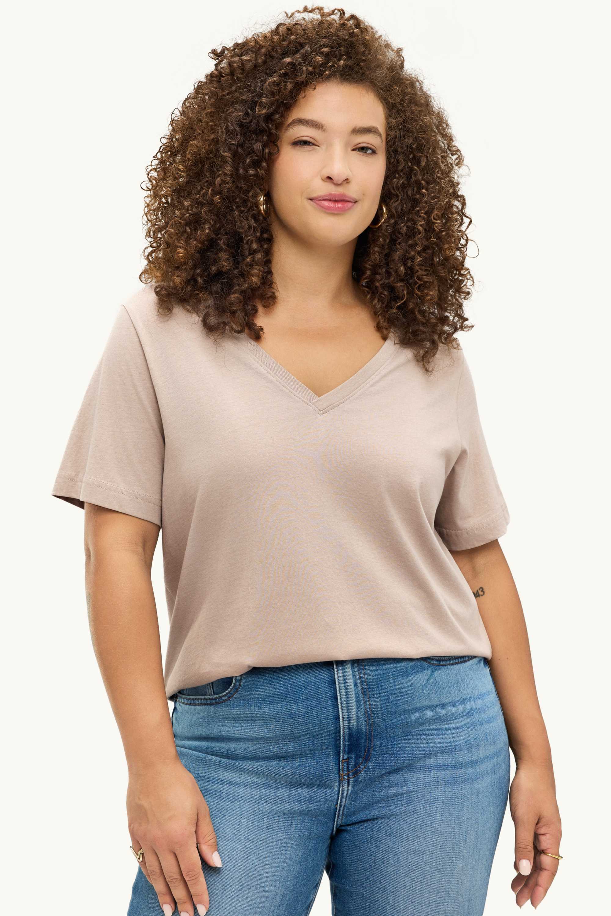 V-neck T-shirt - regular fit beige