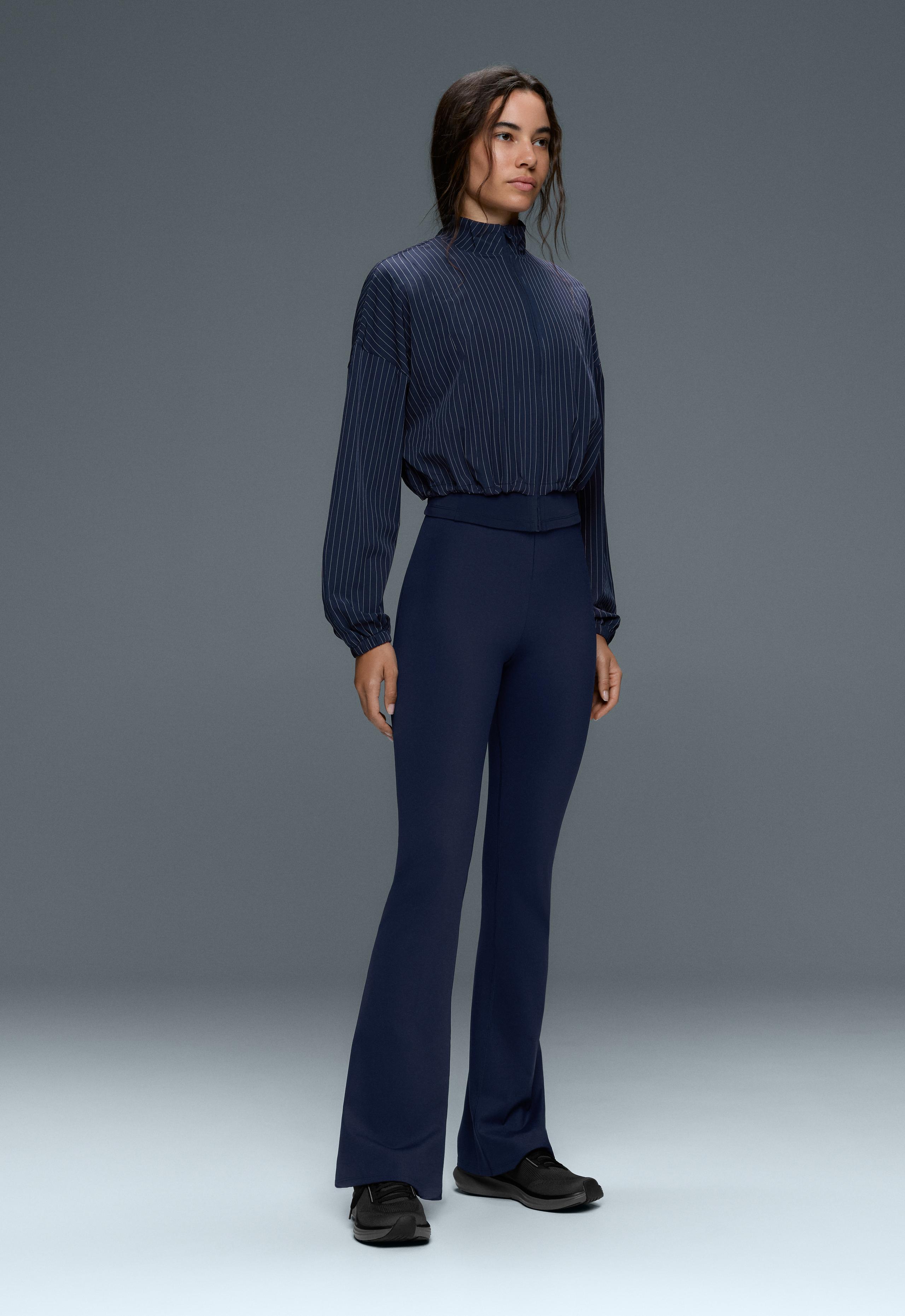 High-rise Compressive Raise Up flare trousers - NAVY BLUE