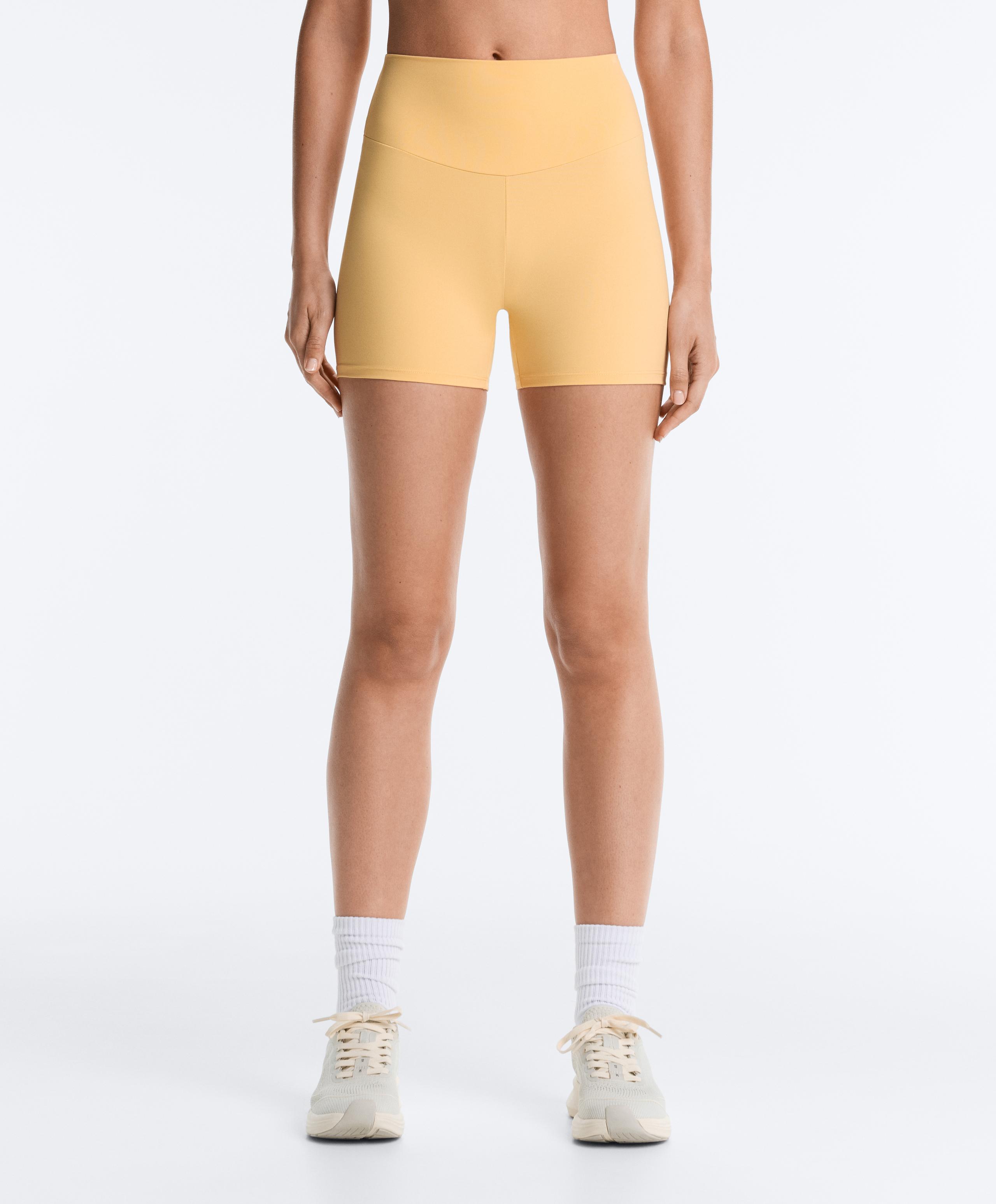Comfortlux high-waisted 10cm hot pants - BURNT YELLOW