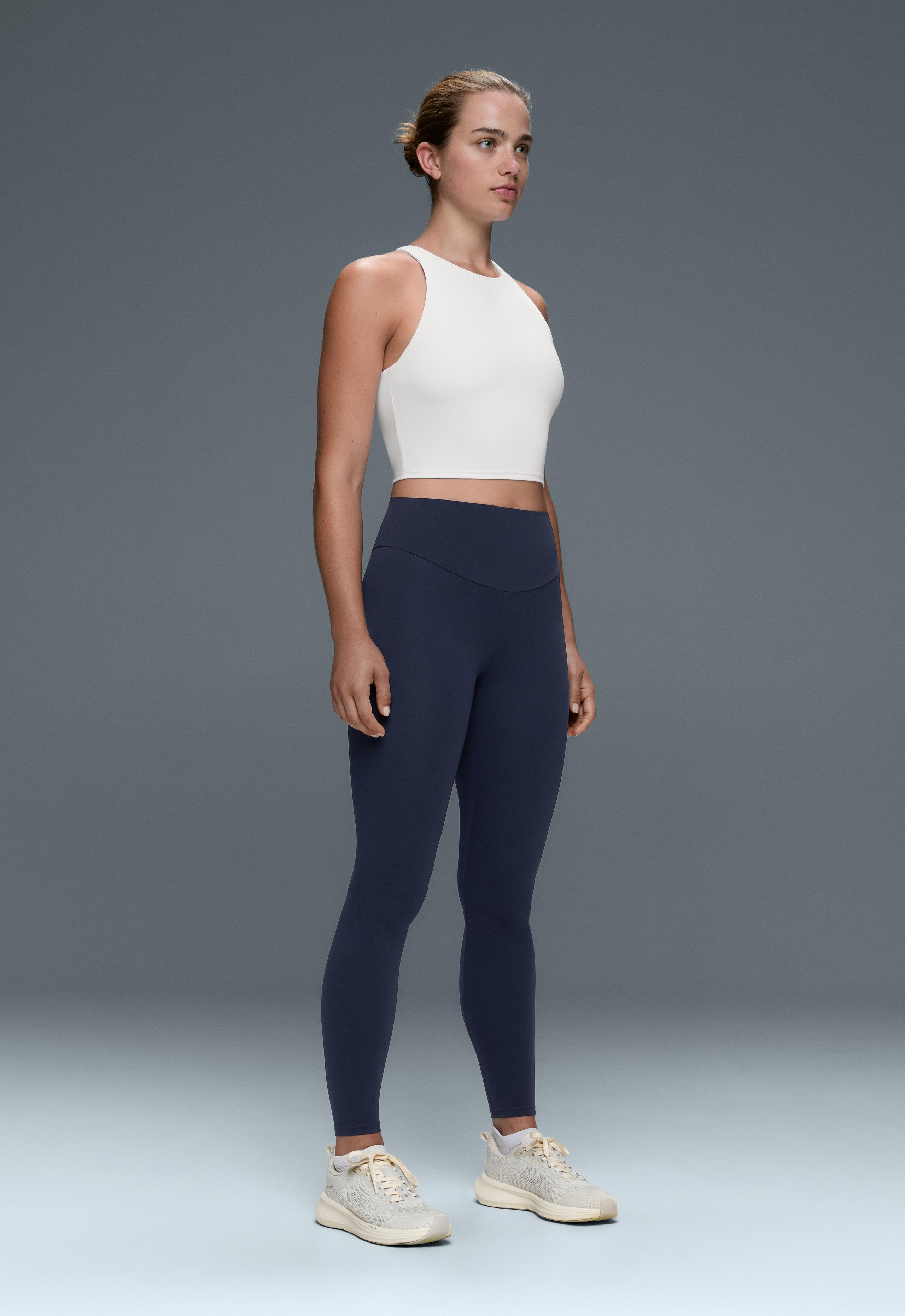 Comfortlux strappy tank top with cups - WHITE