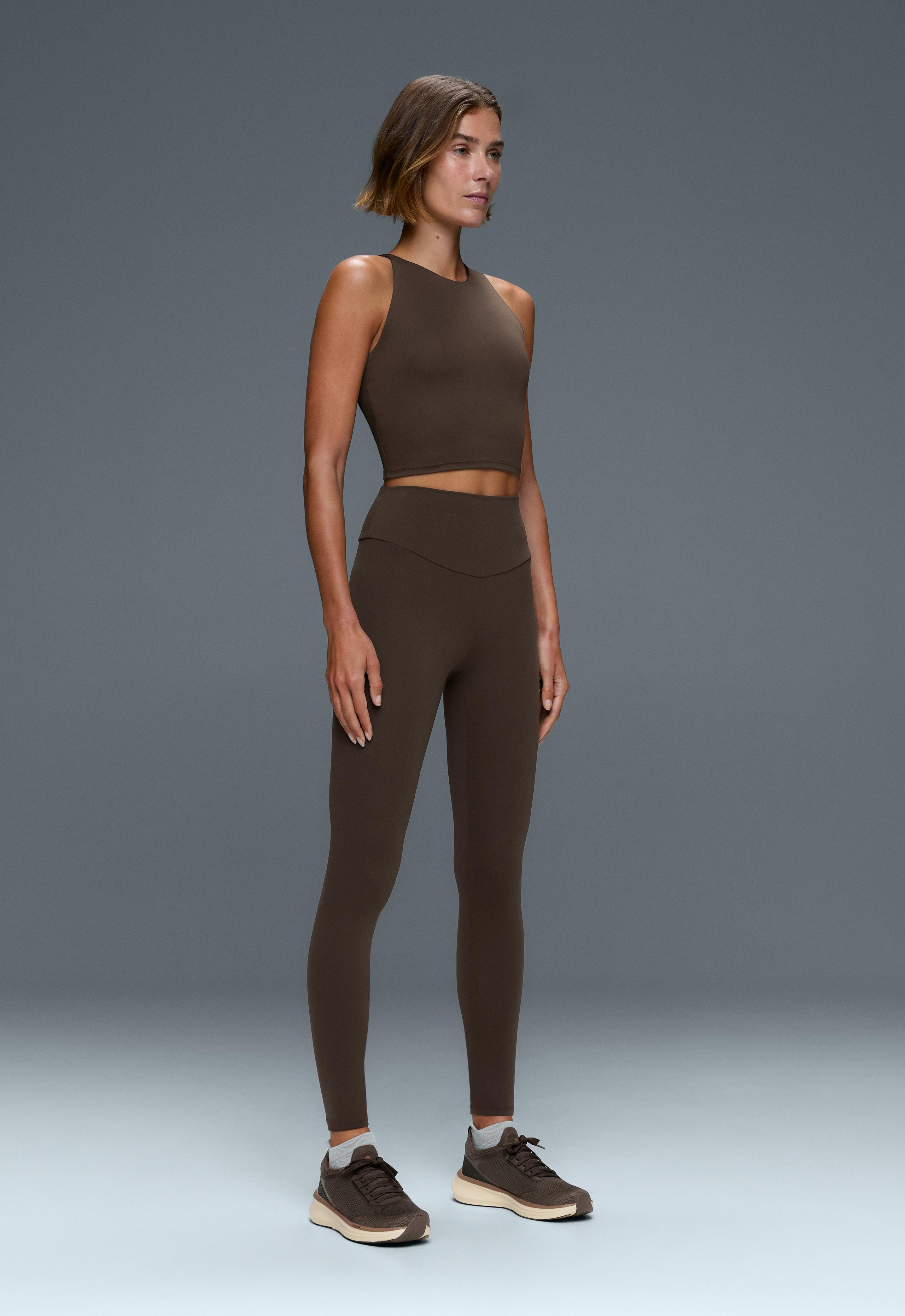 Comfortlux strappy tank top with cups - BROWN