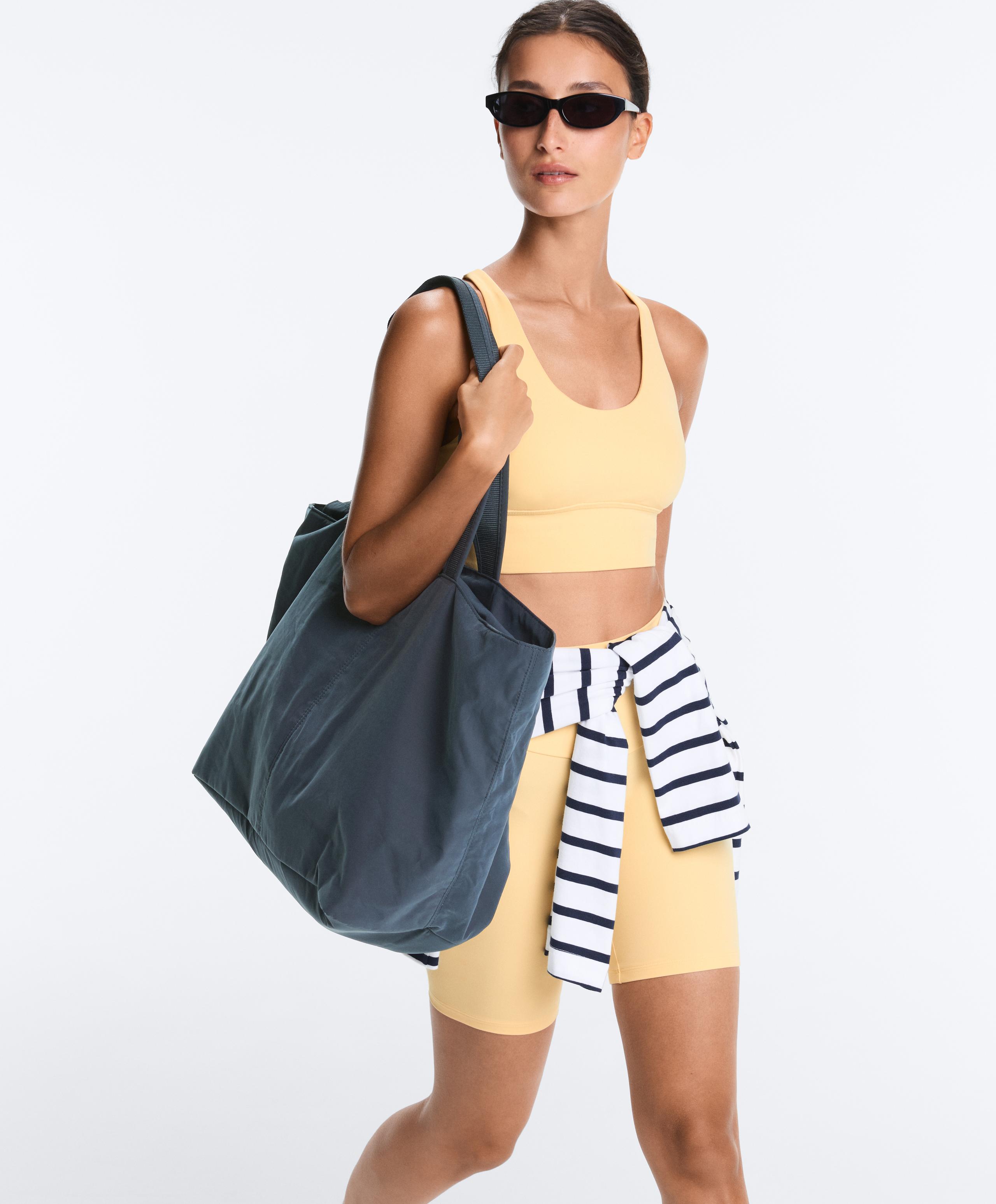 Medium support Comfortlux sports bra with cup - PALE YELLOW