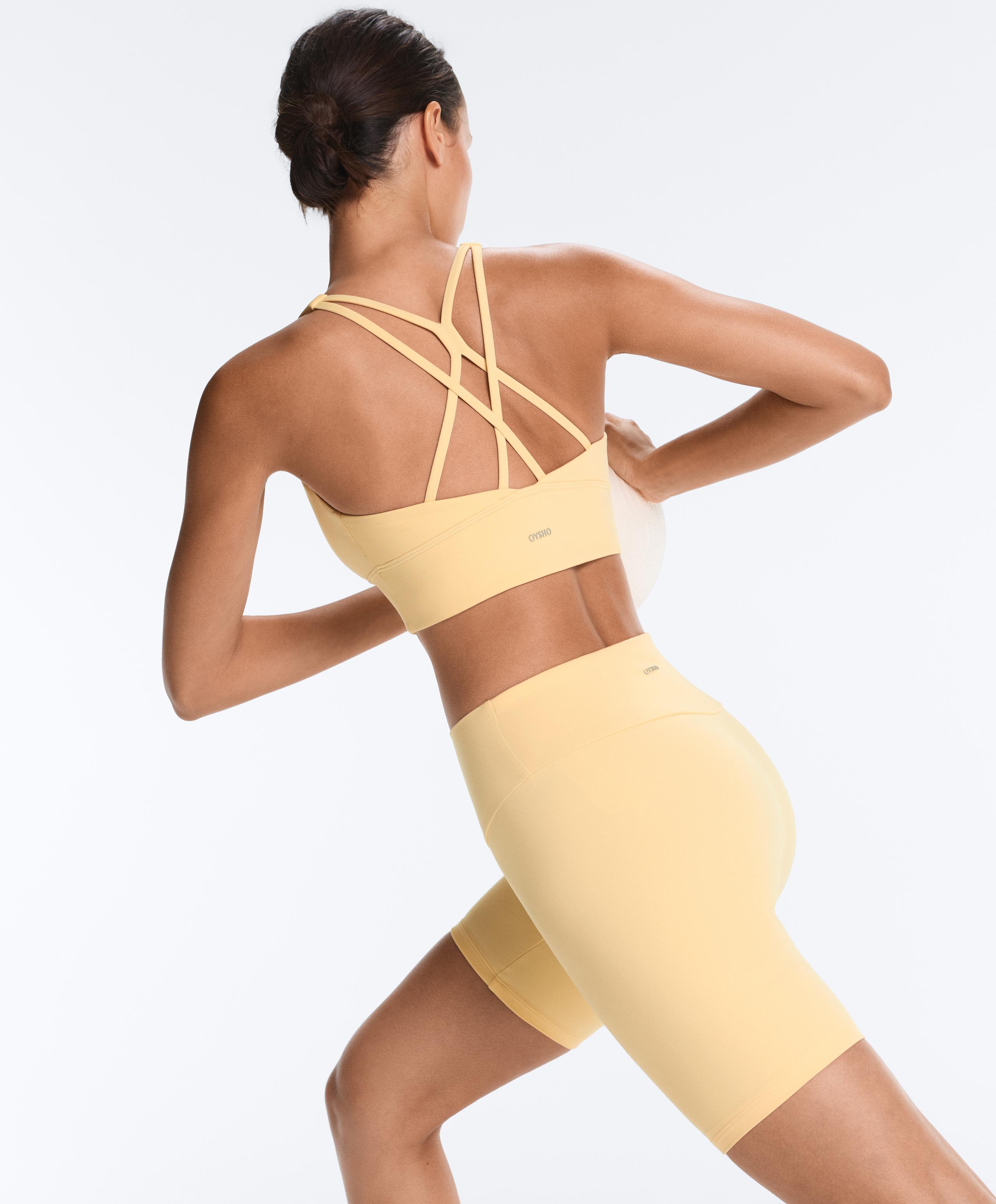 Medium support Comfortlux sports bra with cup - PALE YELLOW
