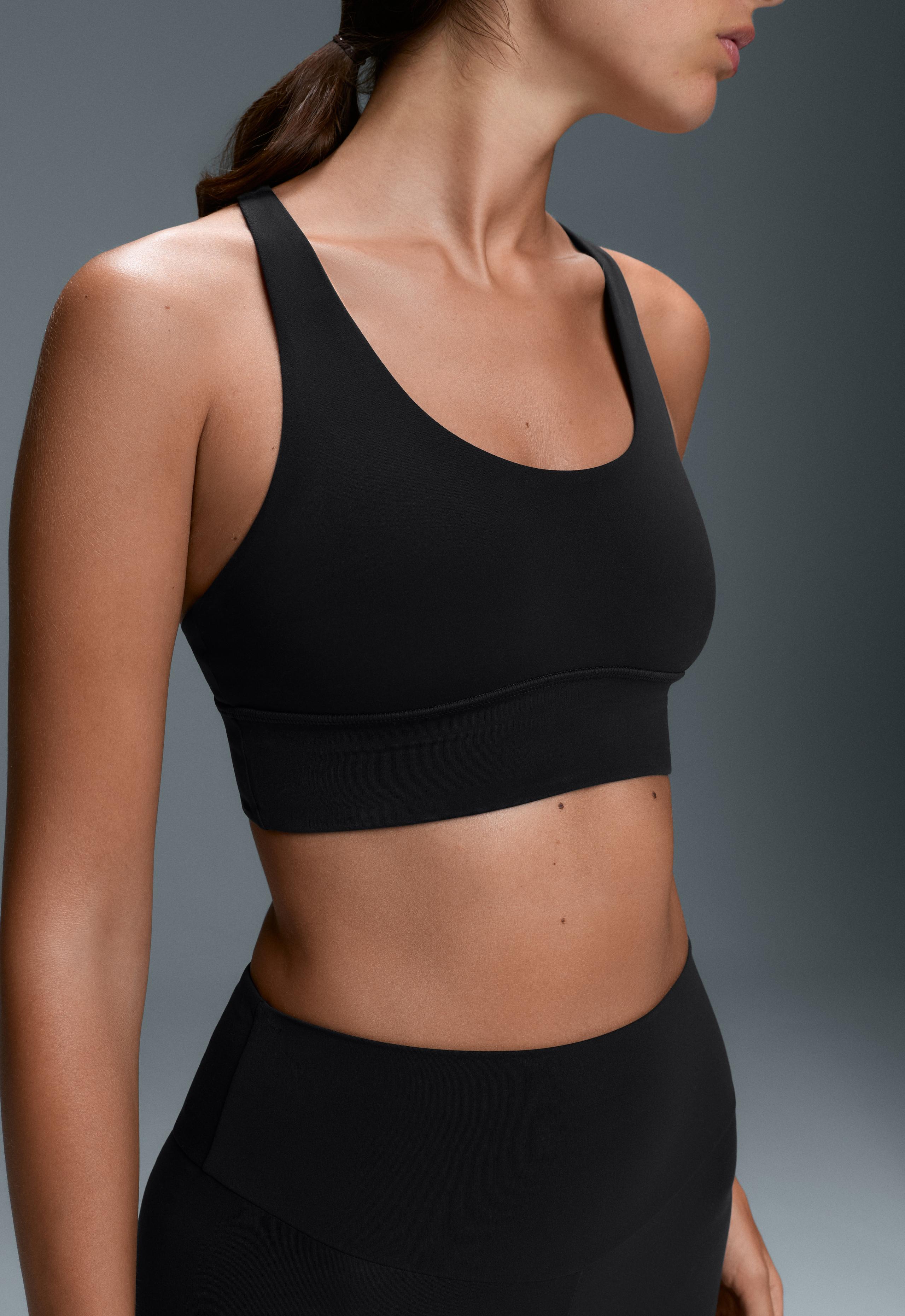 Medium support Comfortlux sports bra with cup - BLACK