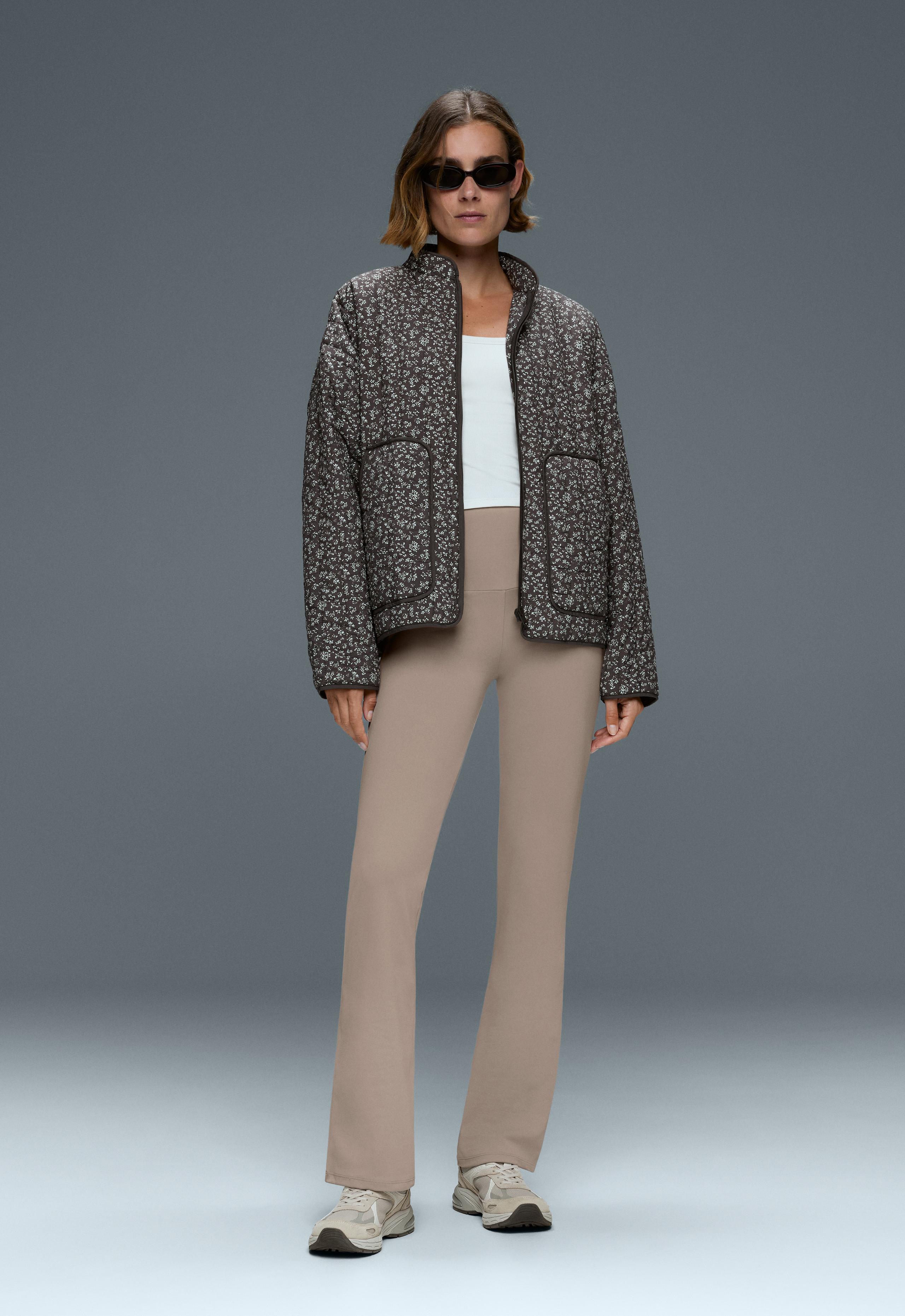 High-rise Comfortlux flare trousers - LIGHT STONE