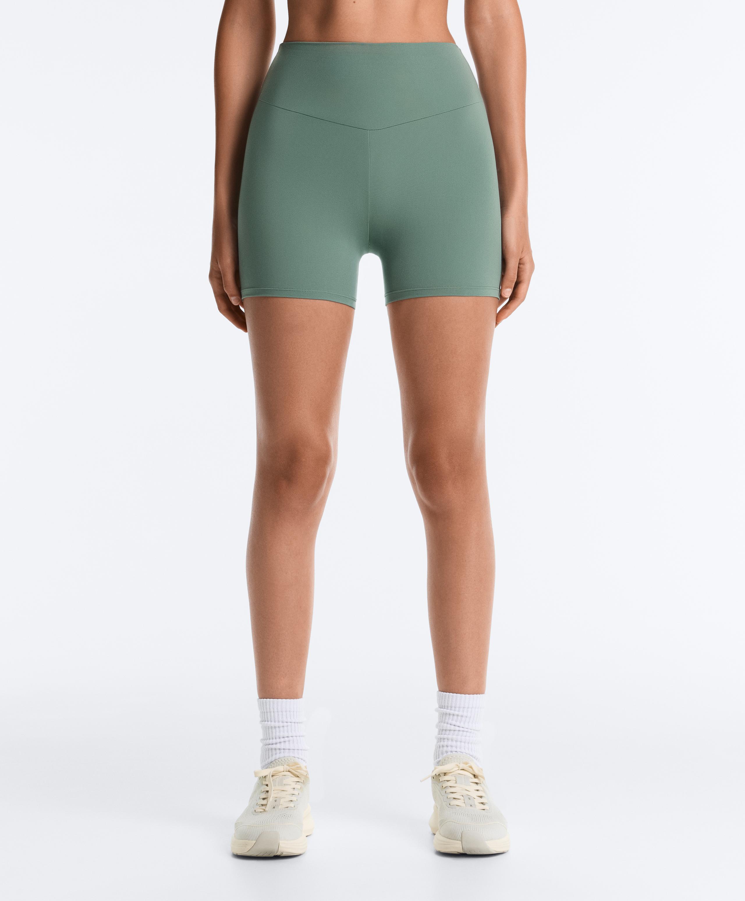 Comfortlux high-waisted 10cm hot pants - GREEN