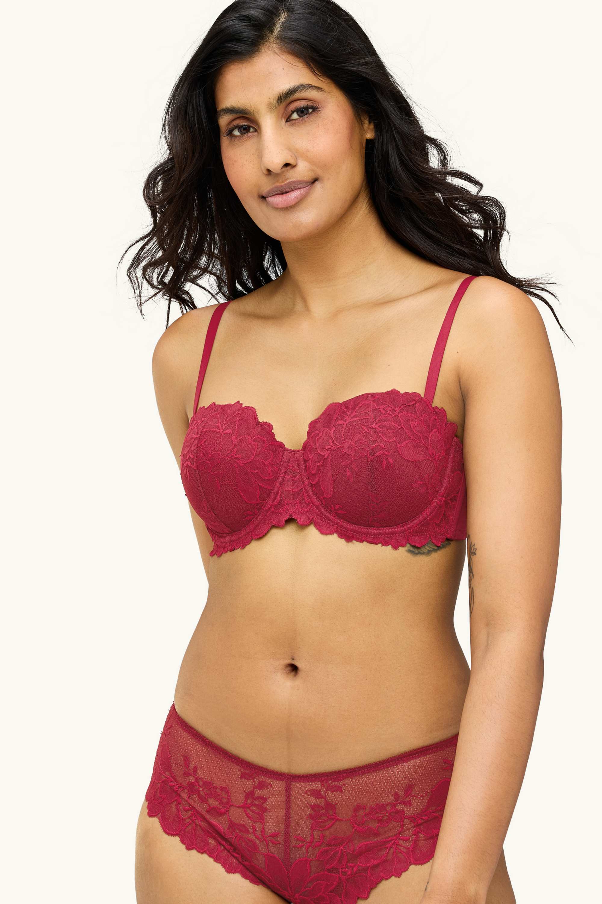 Underwire bra - BALCONETTE - padded red
