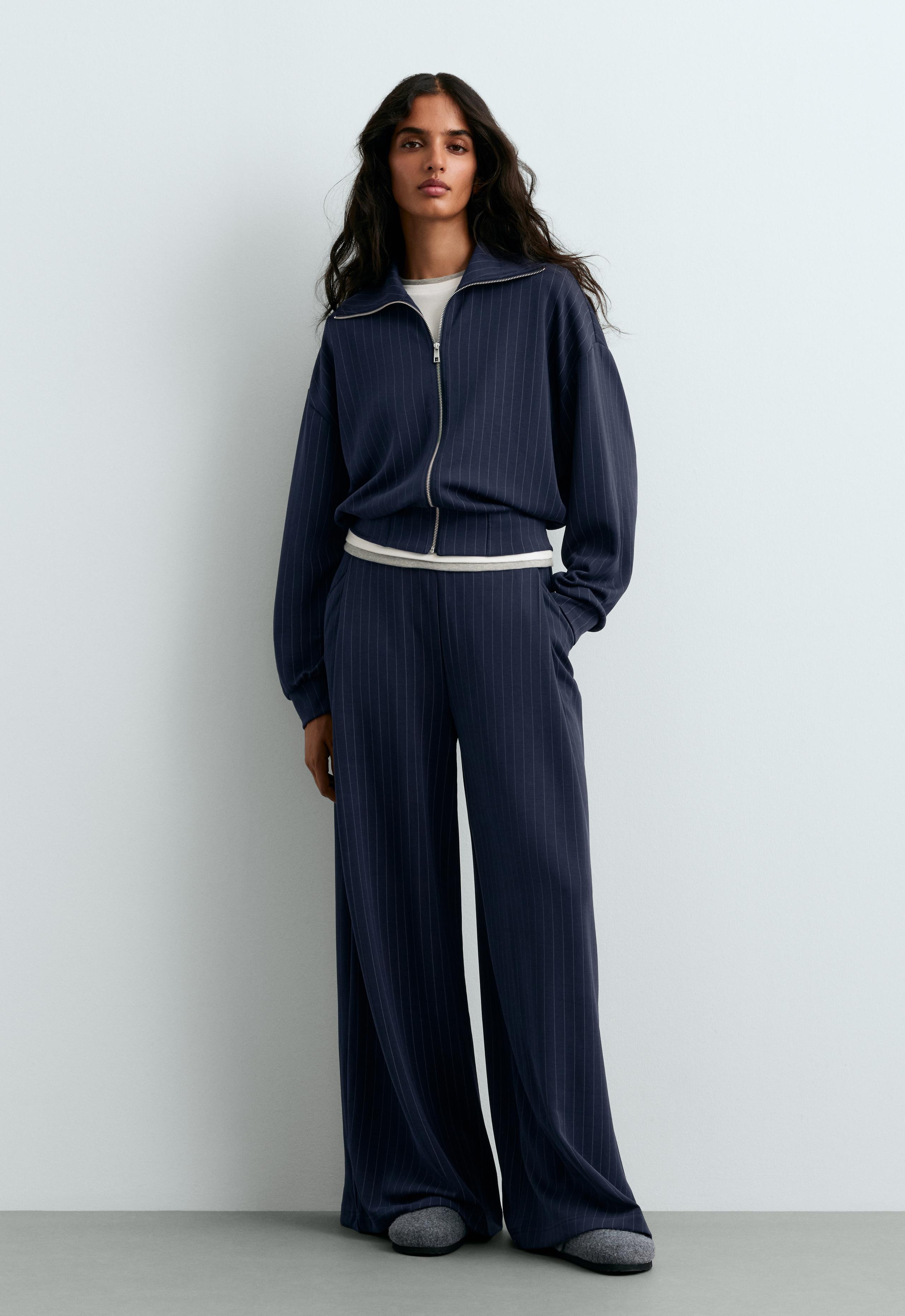Pinstripe boxy jacket with modal - NAVY BLUE