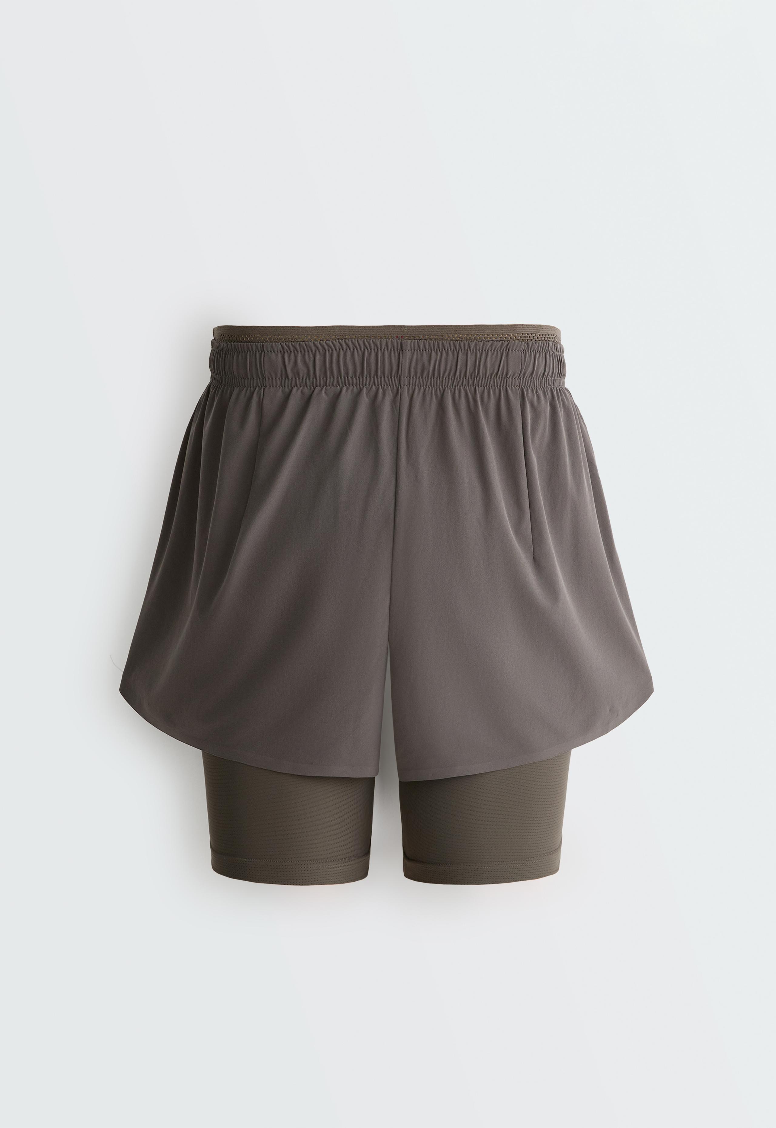 Technical mid rise 2-in-1 shorts - CHARCOAL GREY