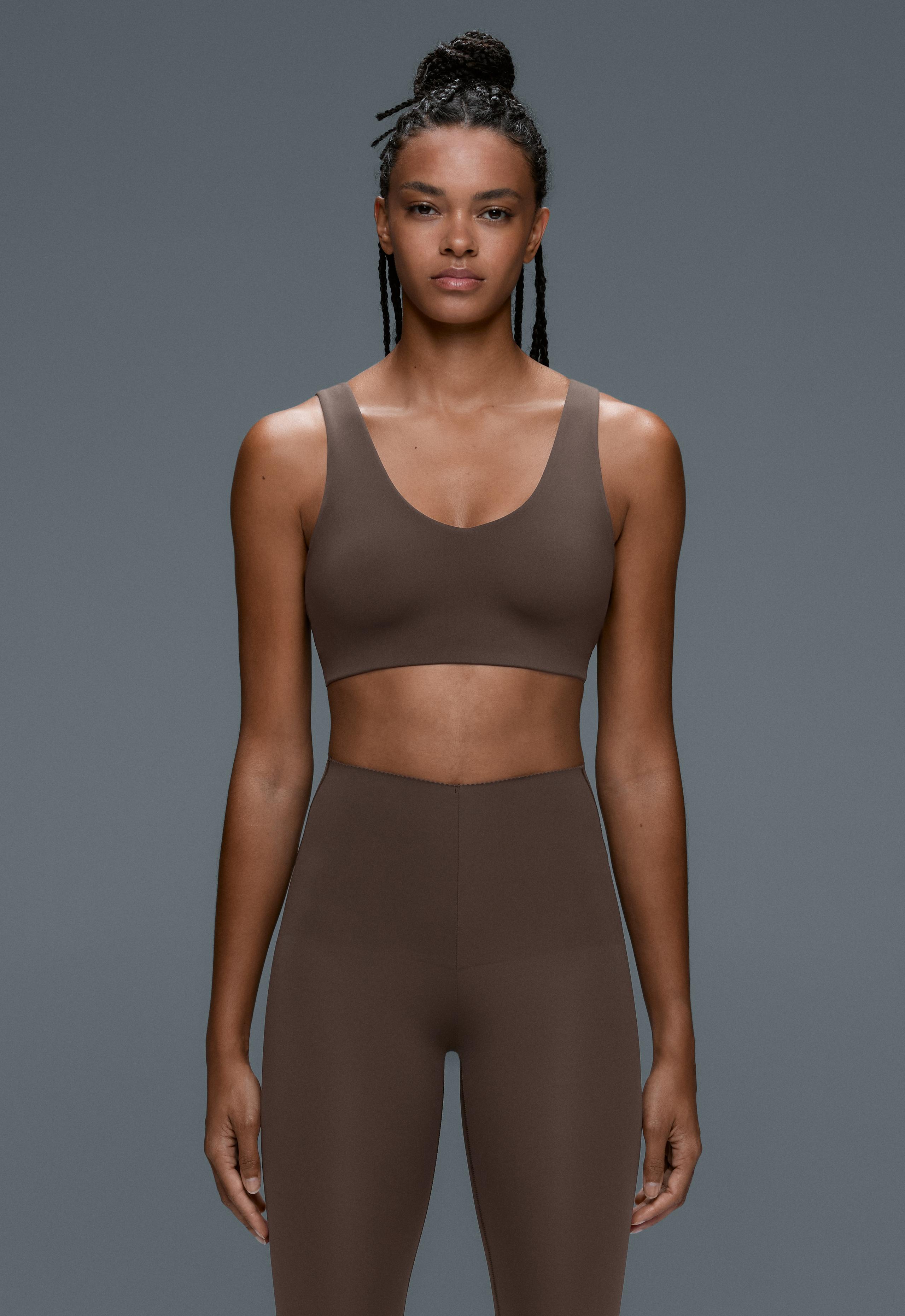 Compressive sports bra, medium support - BROWN