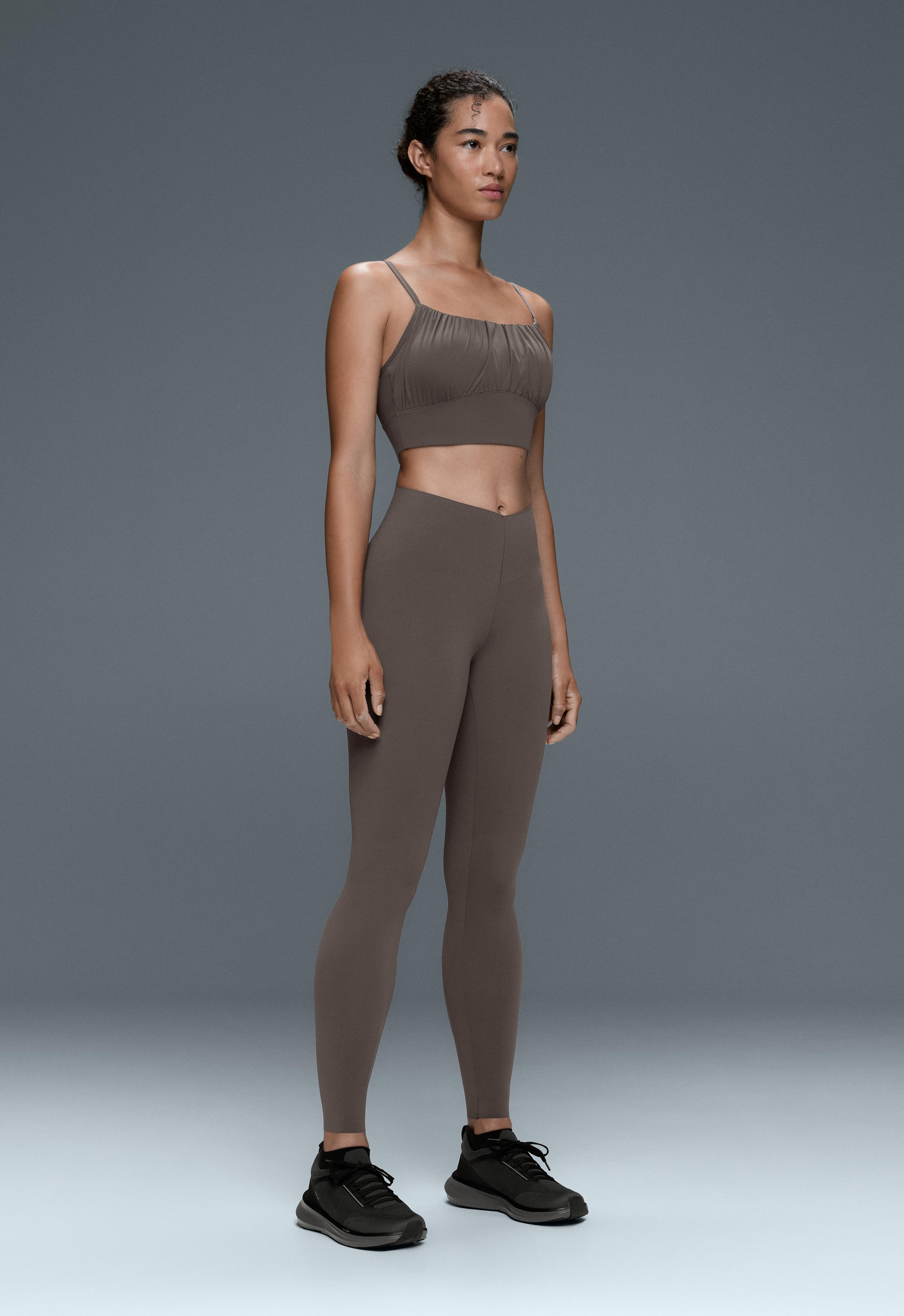 V-cut Light Touch 65cm high-rise ankle-length leggings - BROWN-KHAKI