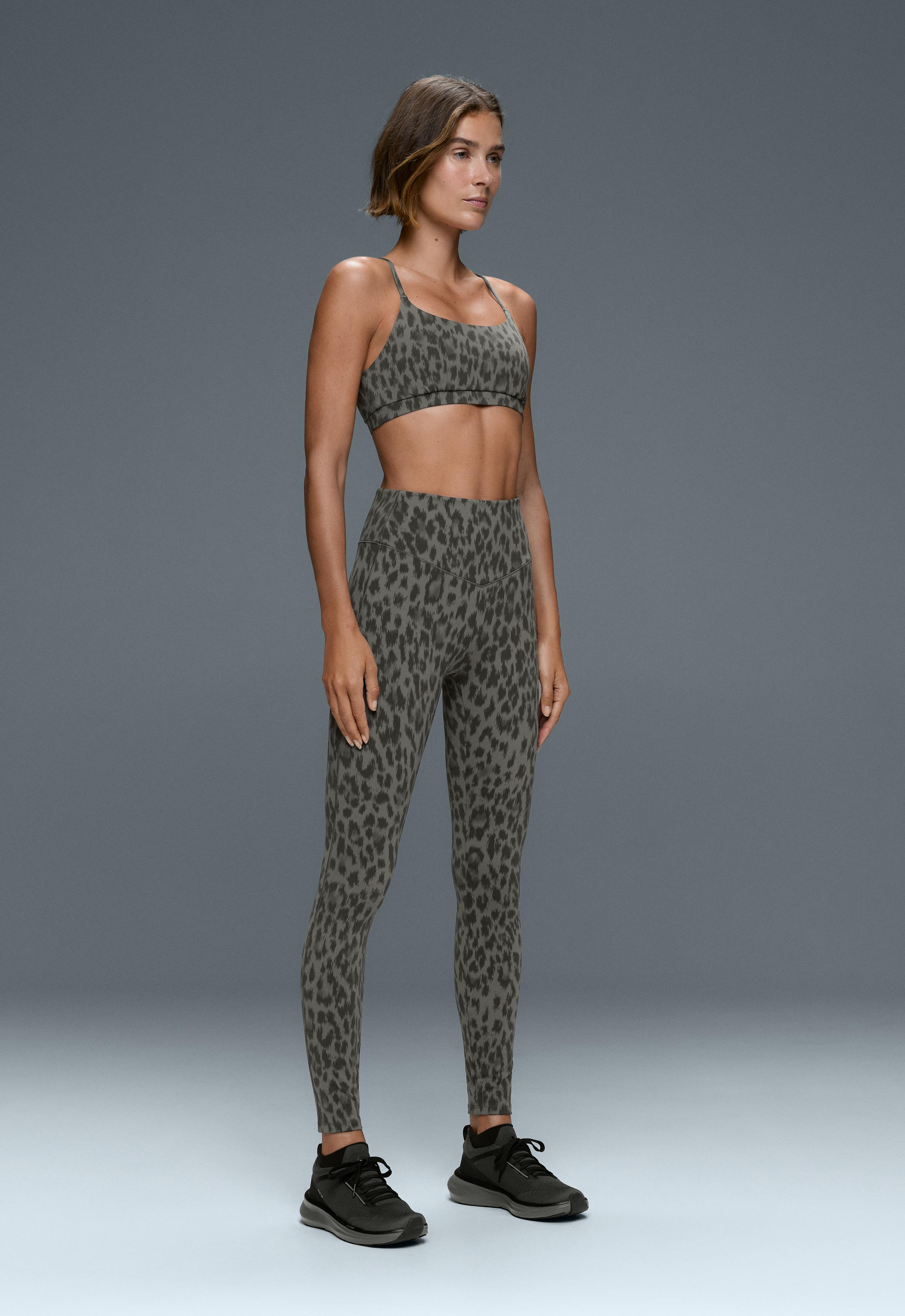 Evermove low-support leopard sports bra - CHARCOAL GREY