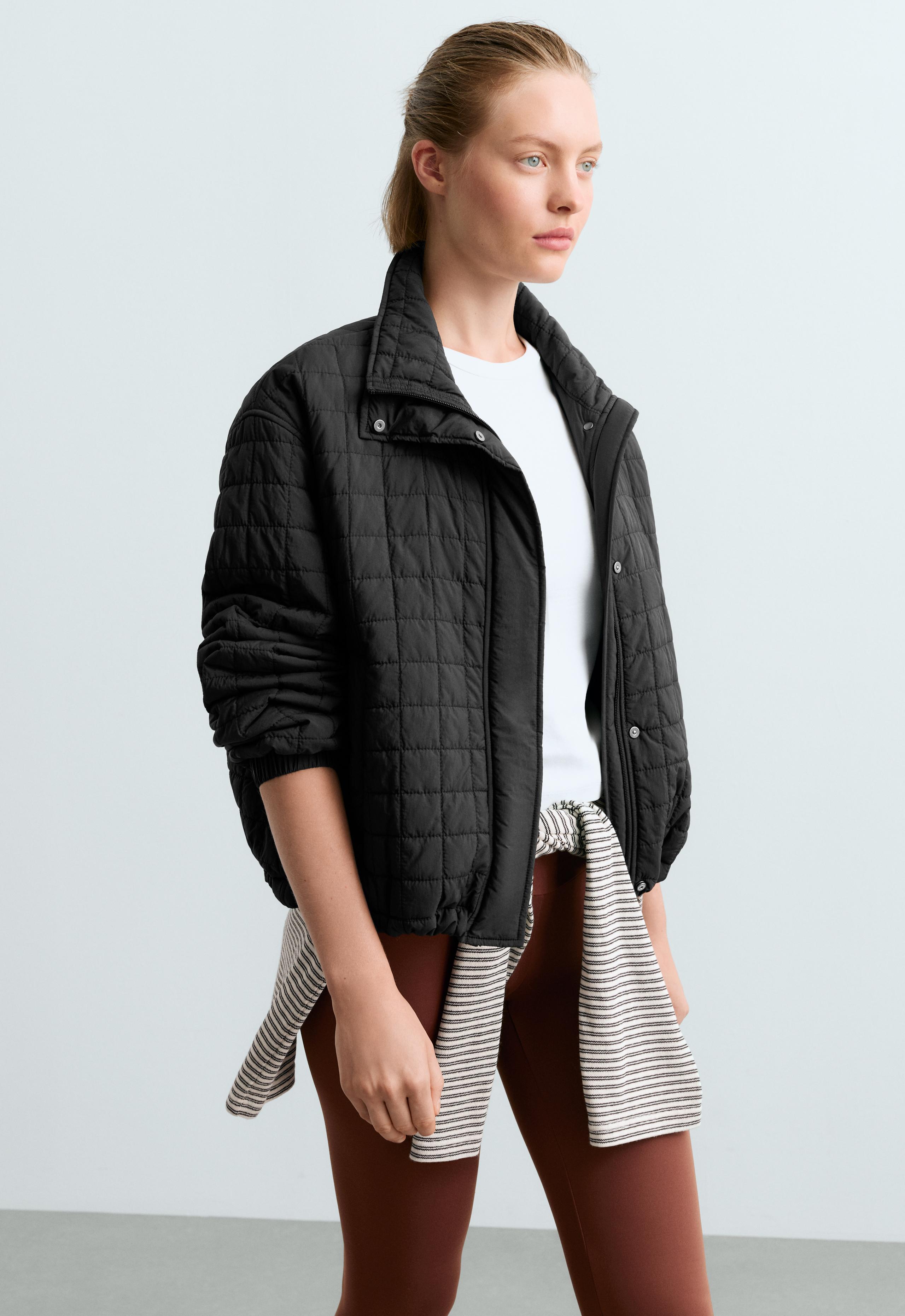 Short FELLEX® AEROGEL padded jacket - BLACK