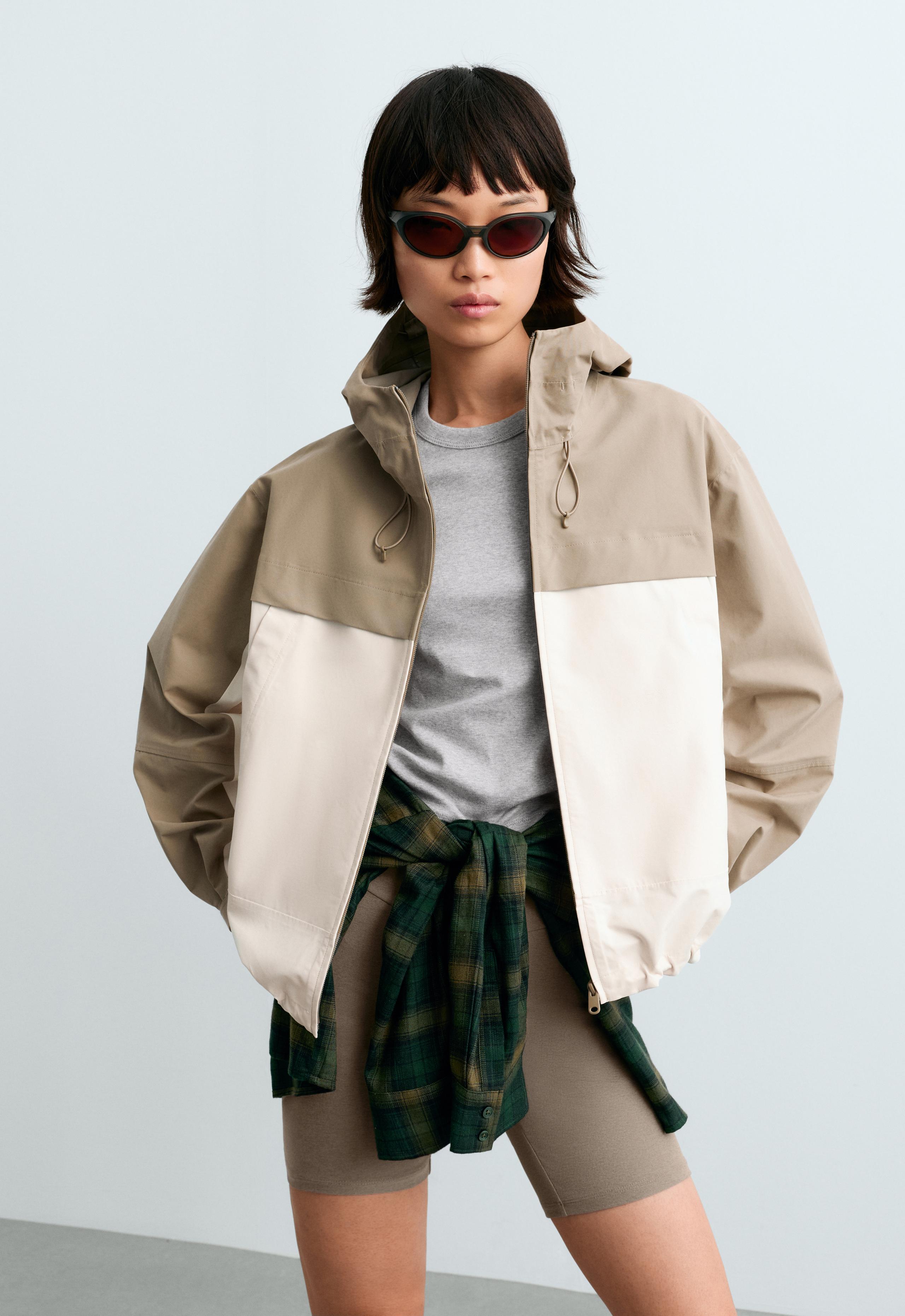 Short 10k technical waterproof canvas colour-block jacket - PALE ECRU