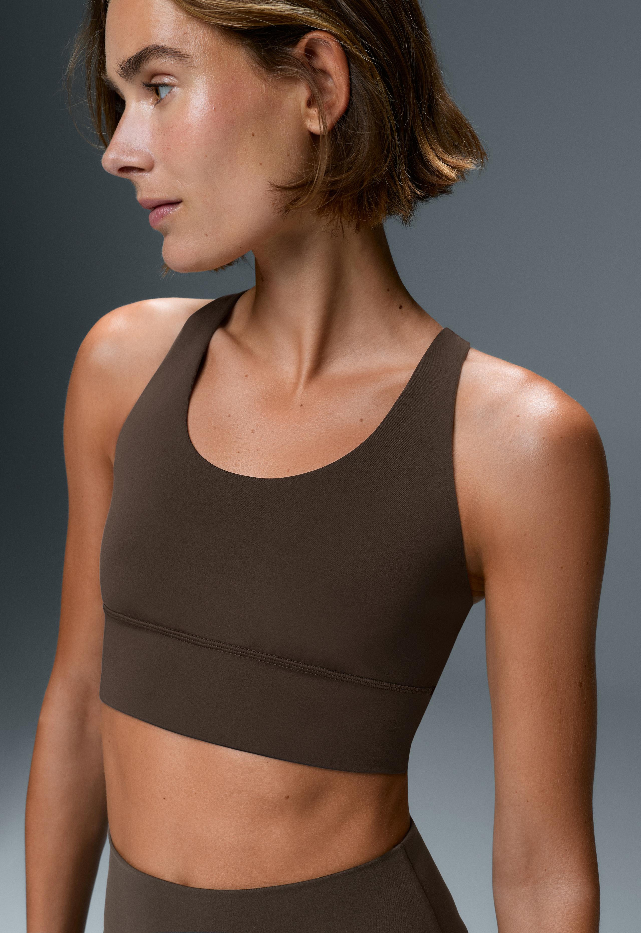 Medium support Comfortlux sports bra with cup - BROWN