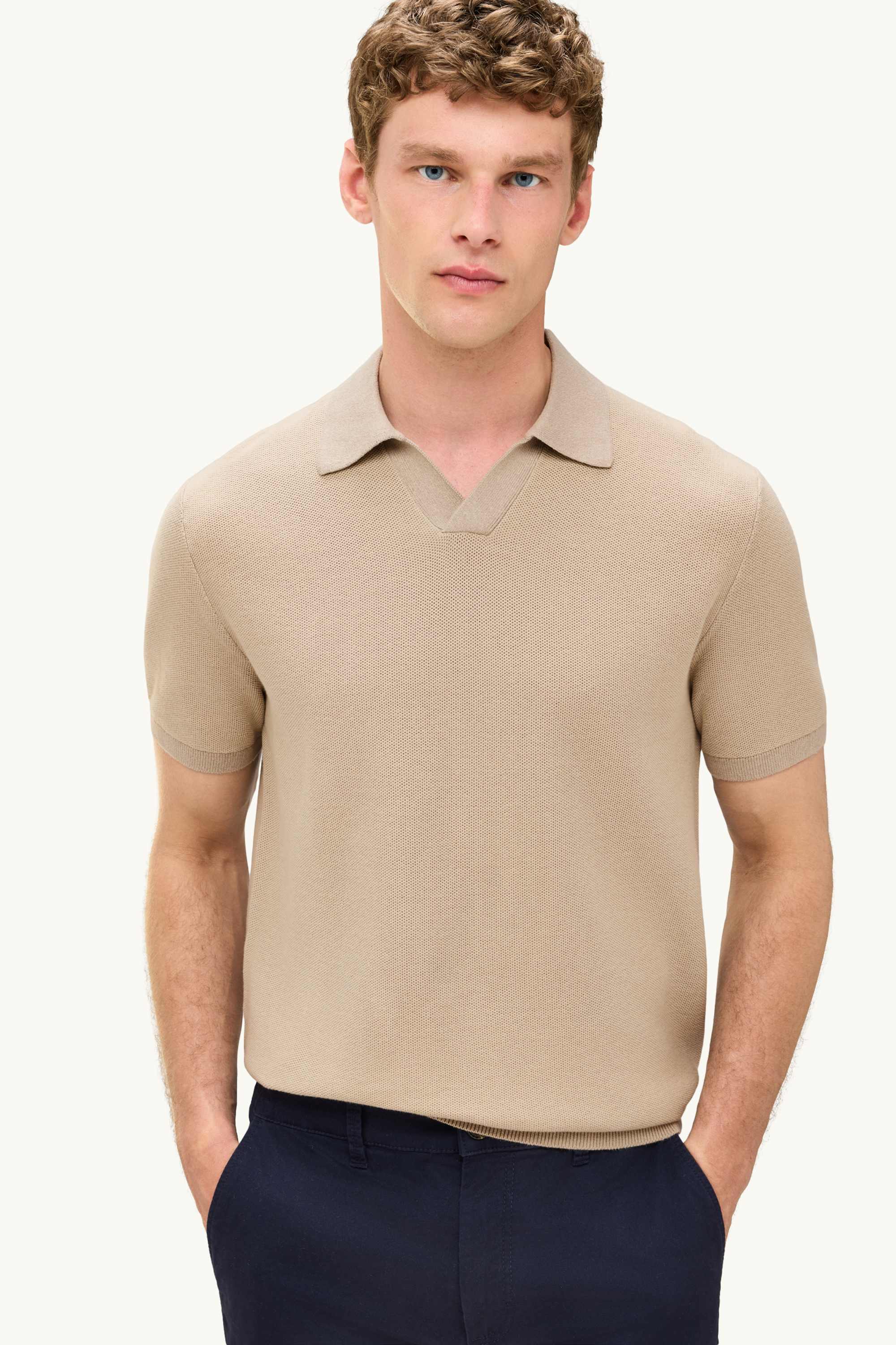 Knitted polo shirt - regular fit - textured beige