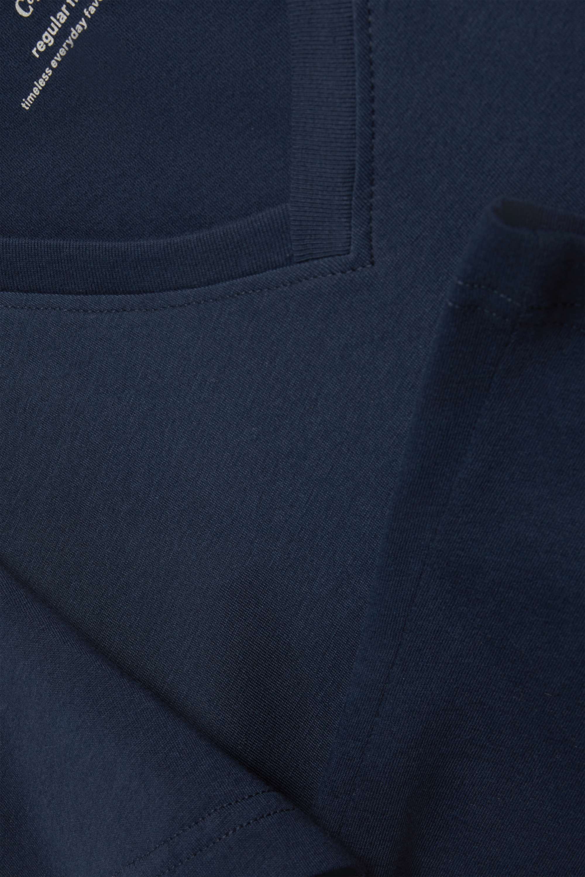 V-neck T-shirt - regular fit dark blue