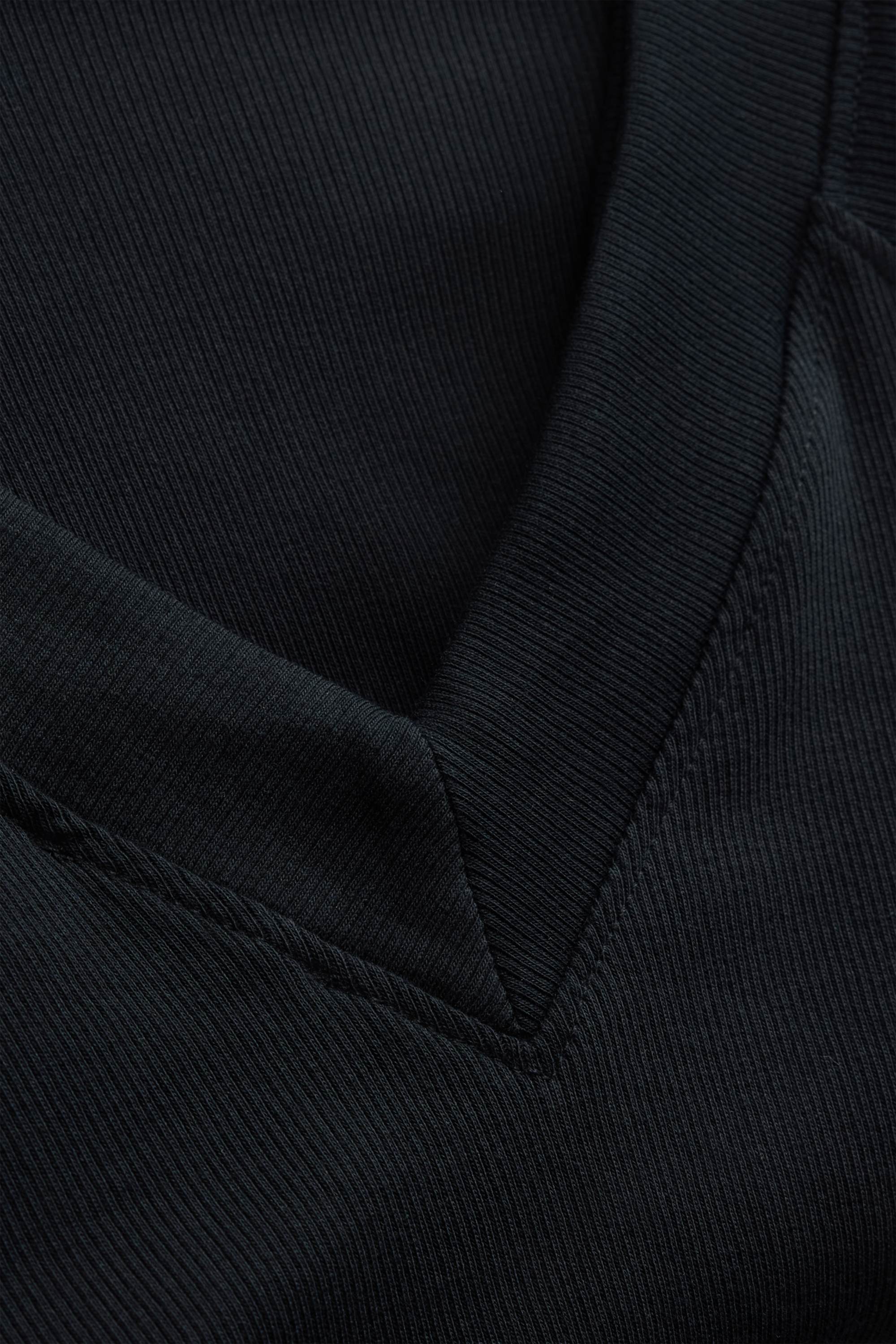 V-neck T-shirt - slim fit black