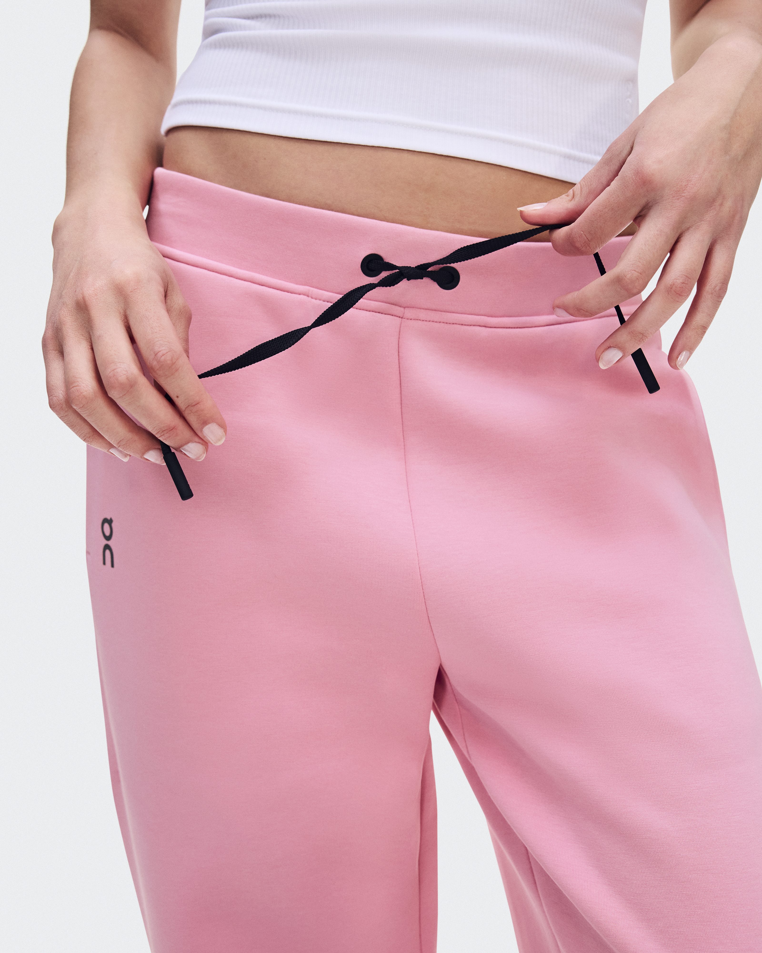 Focus Tech Sweatpants - Magnolia