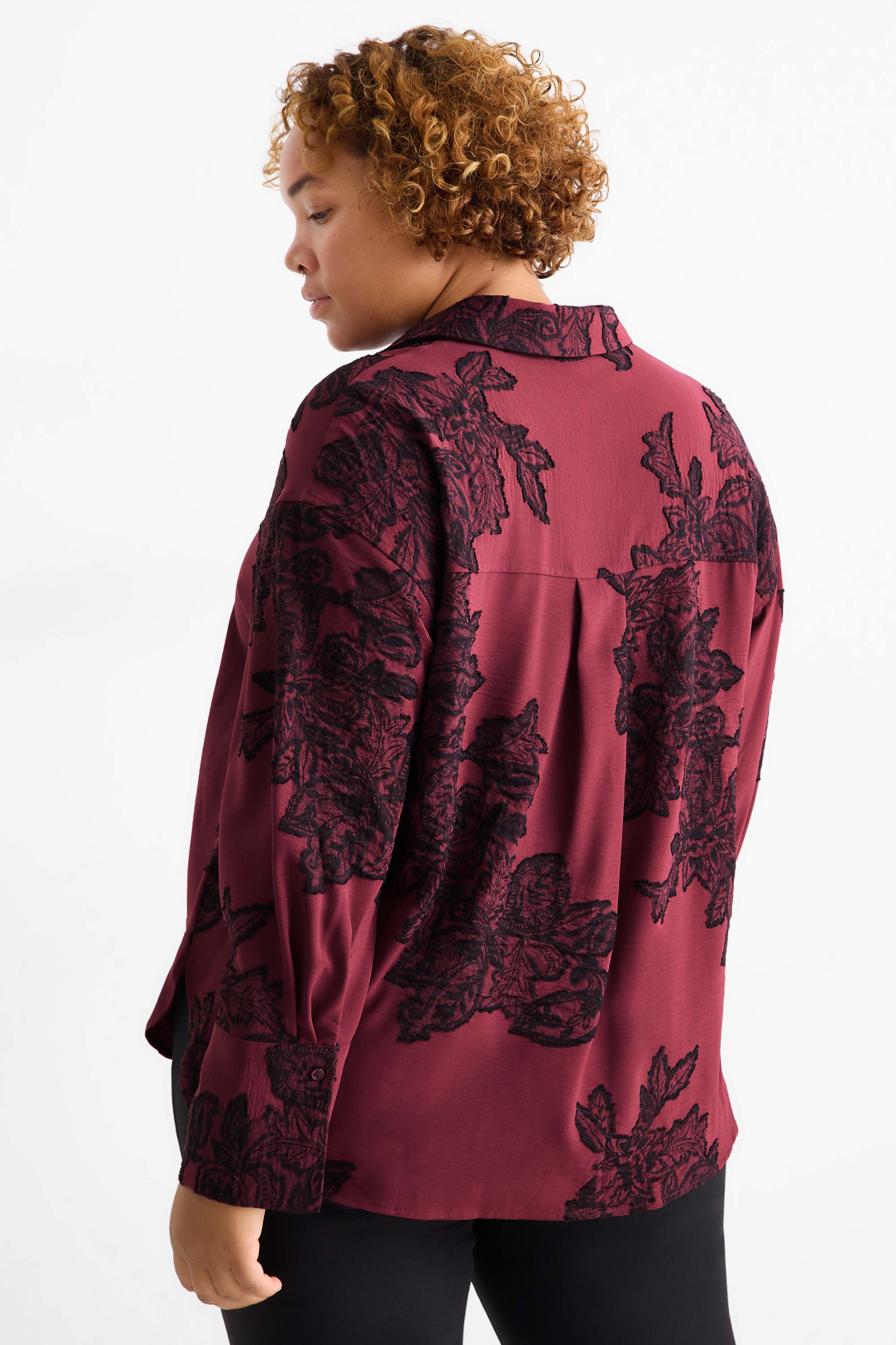 Blouse - floral - textured bordeaux