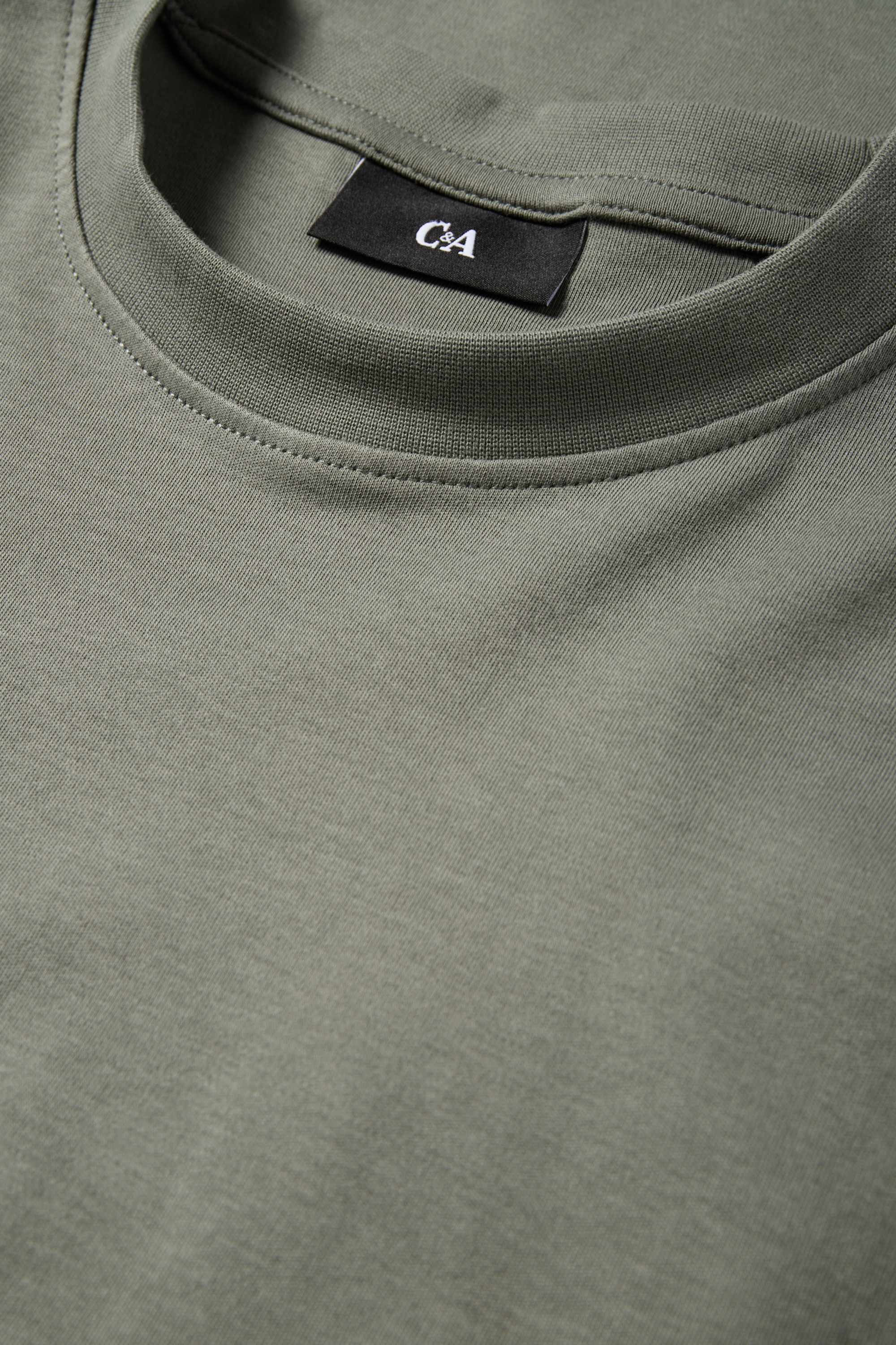 T-shirt - relaxed fit green (11)