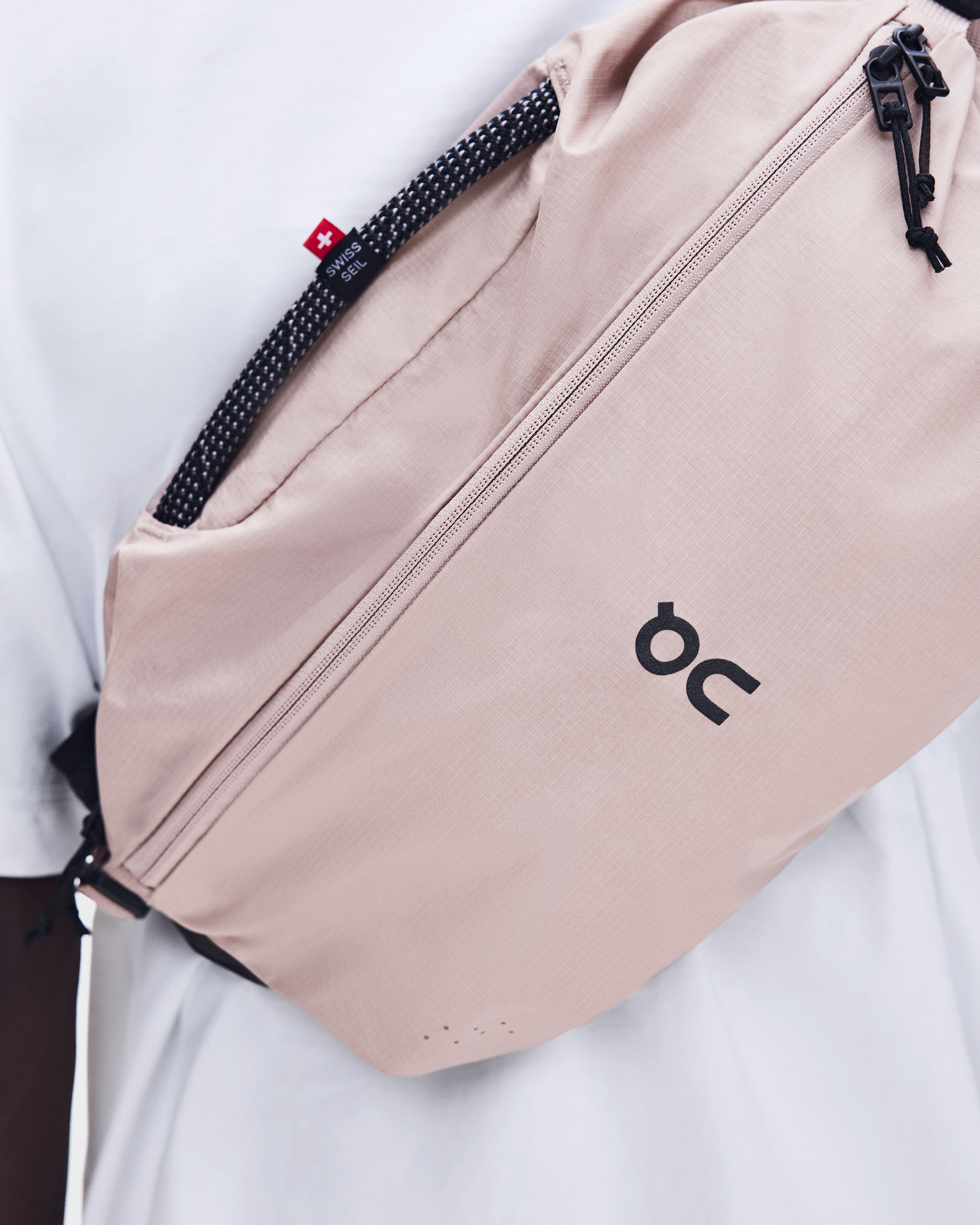 Sling Pack 9L - Biscuit | Black