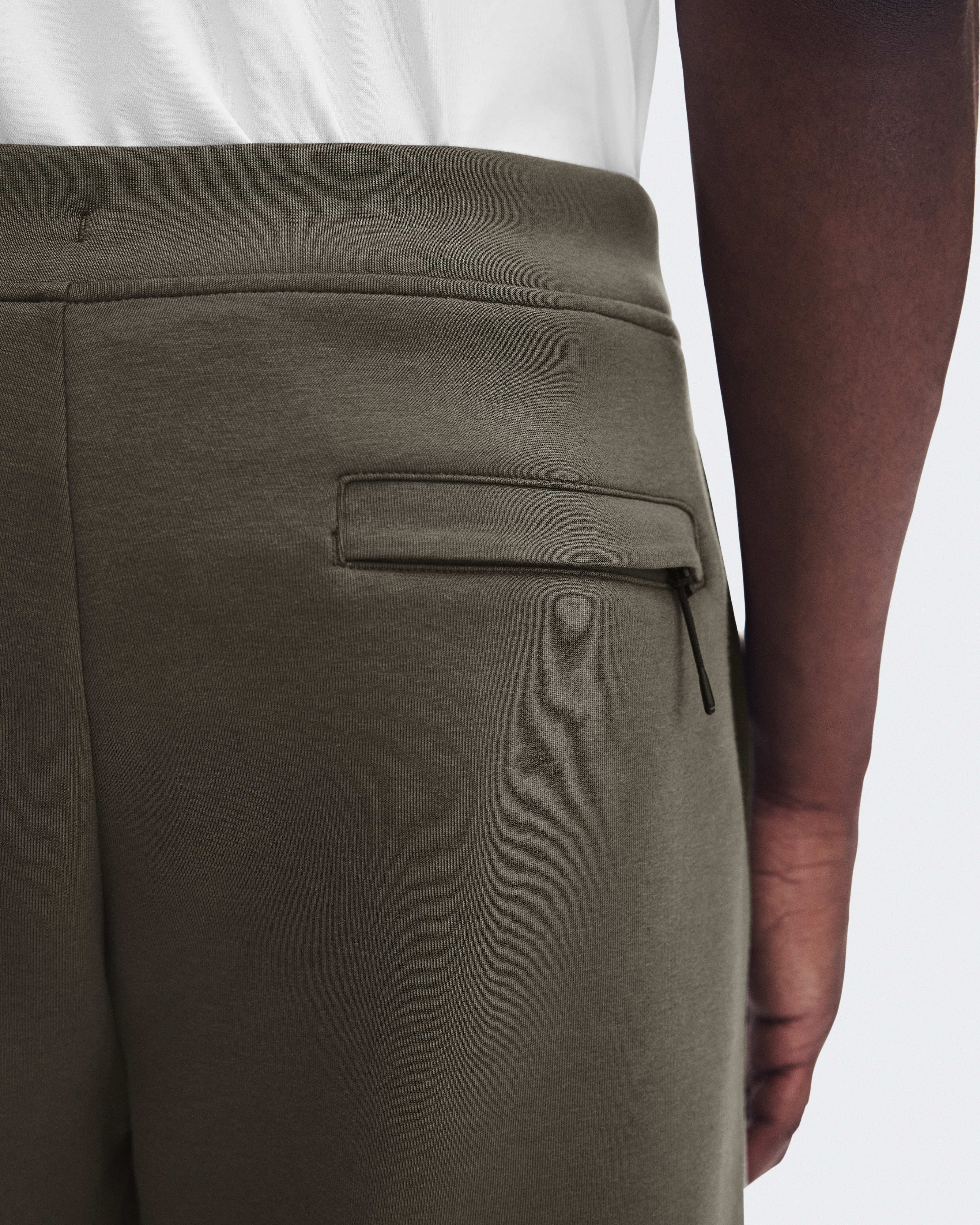 Focus Tech Sweatpants - Bark