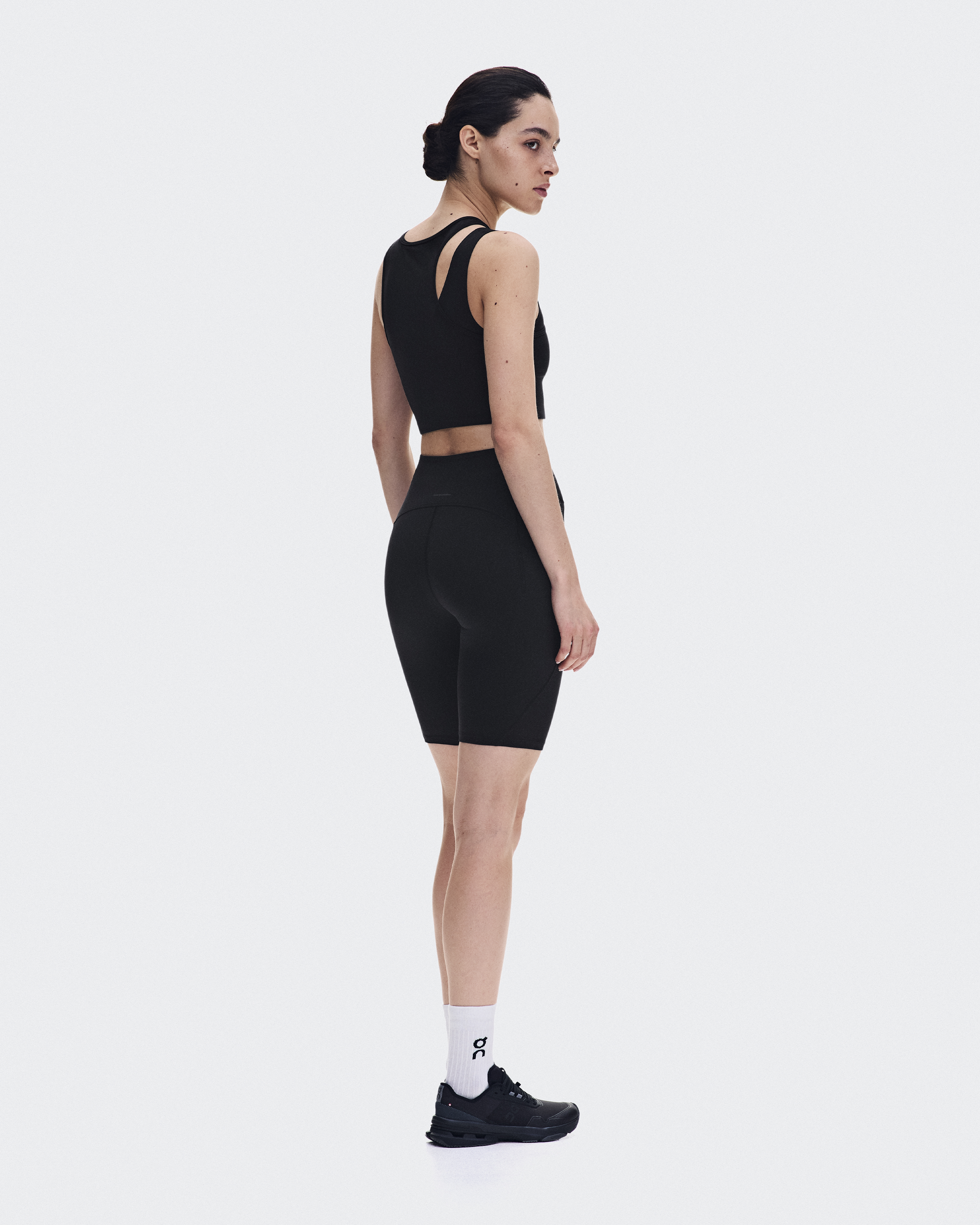 Studio Asymmetric Crop - Black