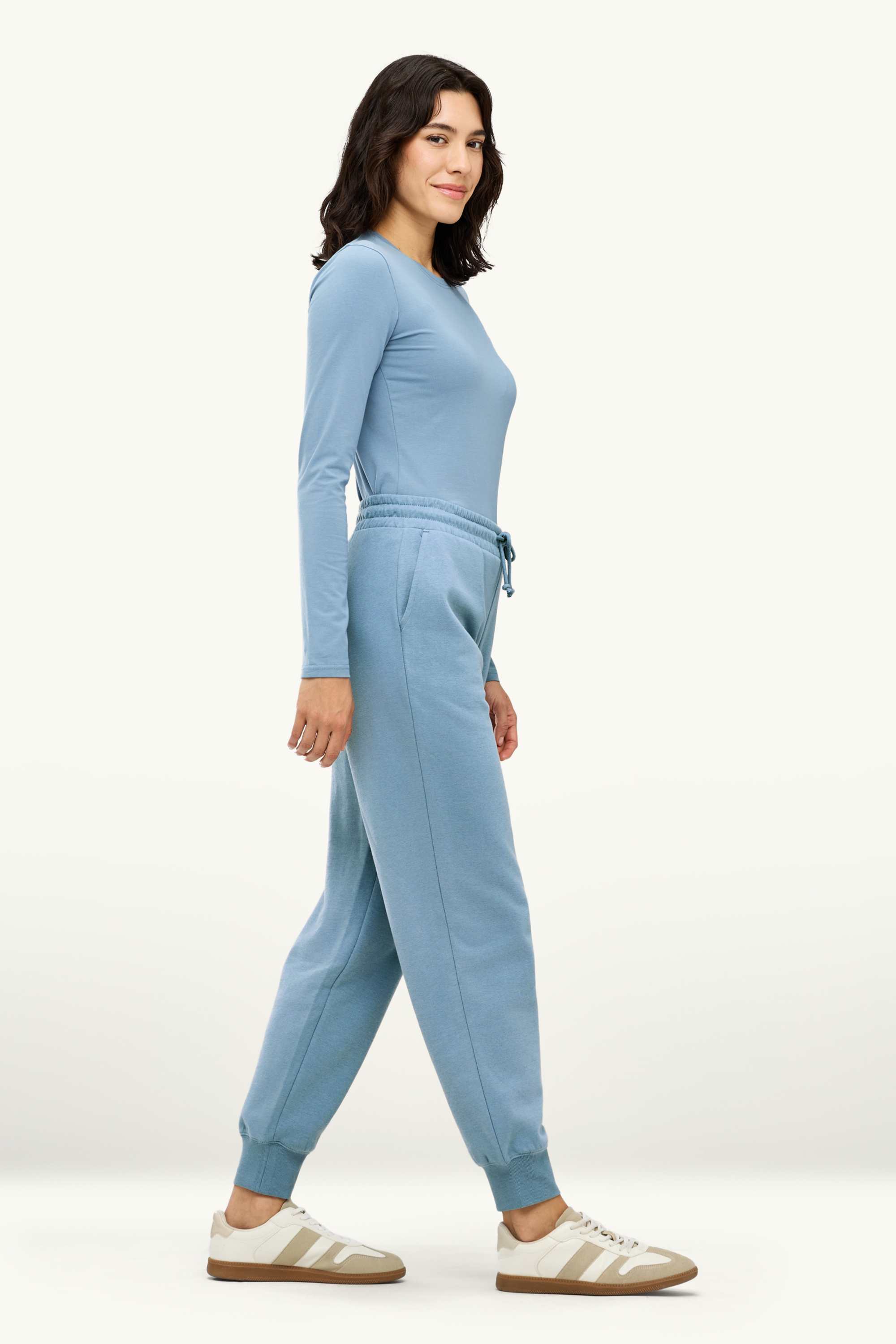 Joggers light blue