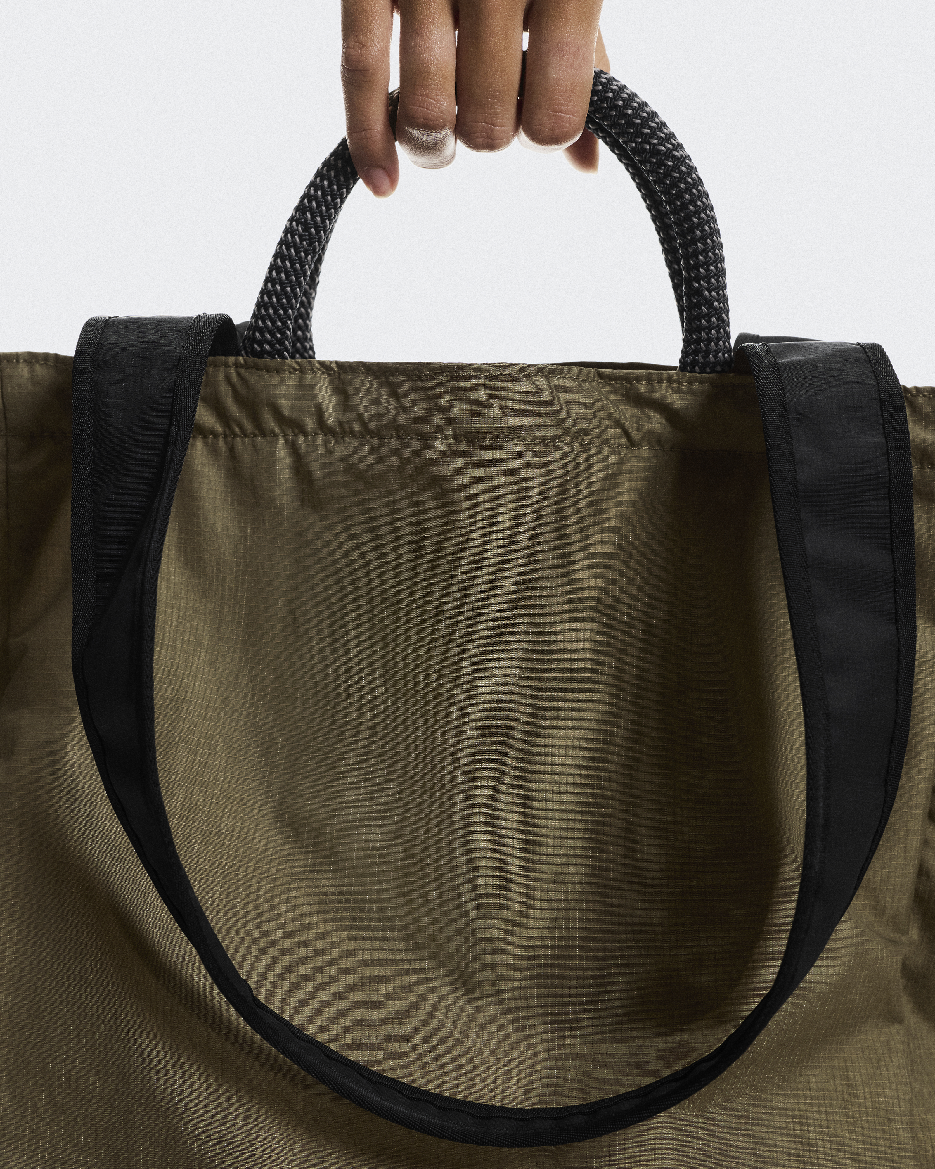 Tote Pack 25L - Olive | Black
