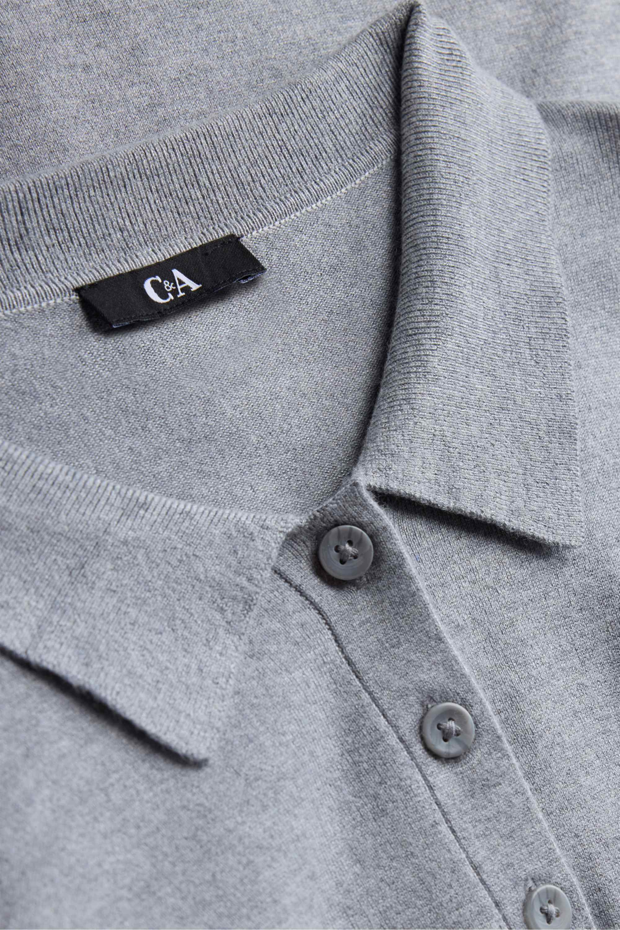 Cardigan gray