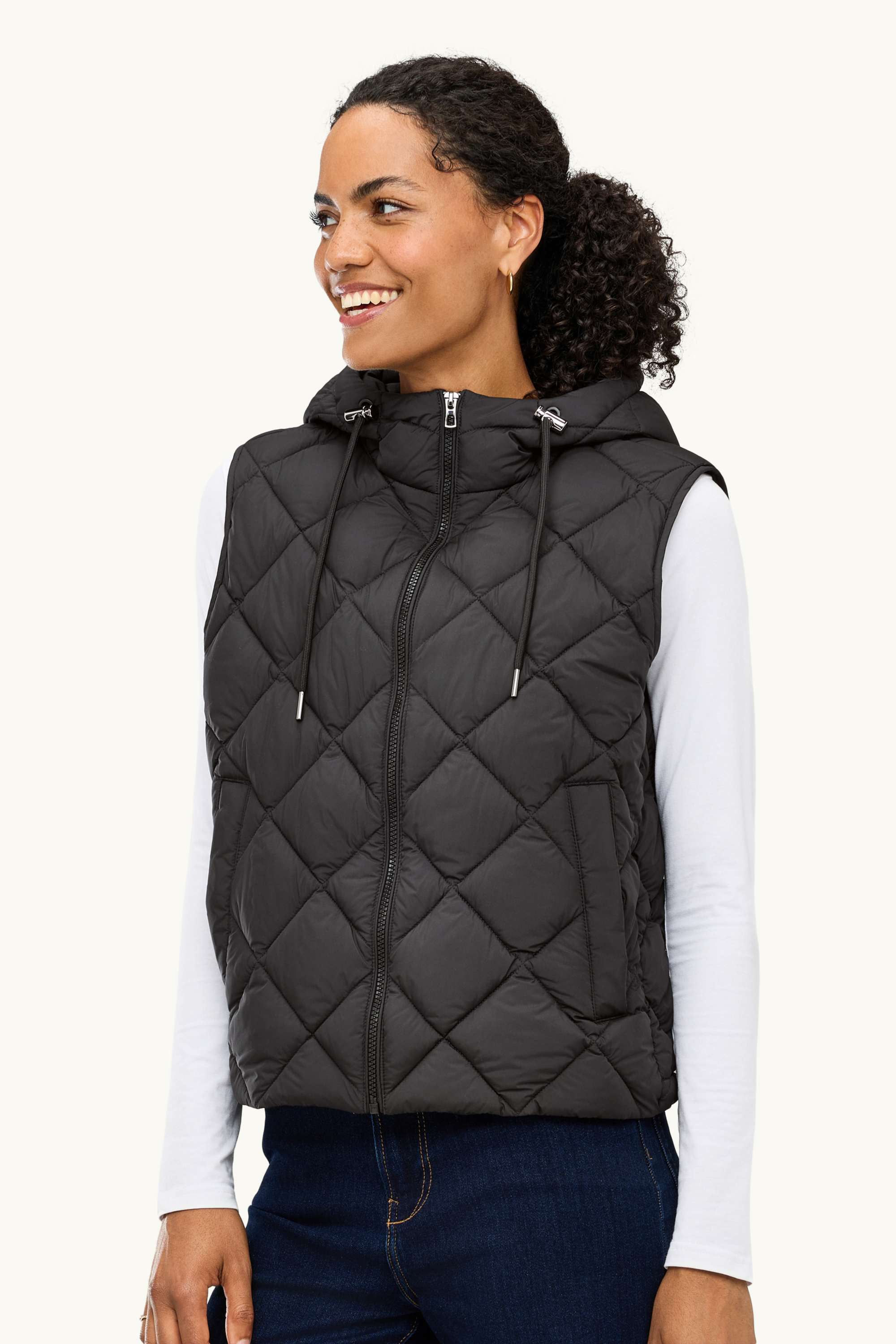 Quilted gilet with hood - water-repellent black