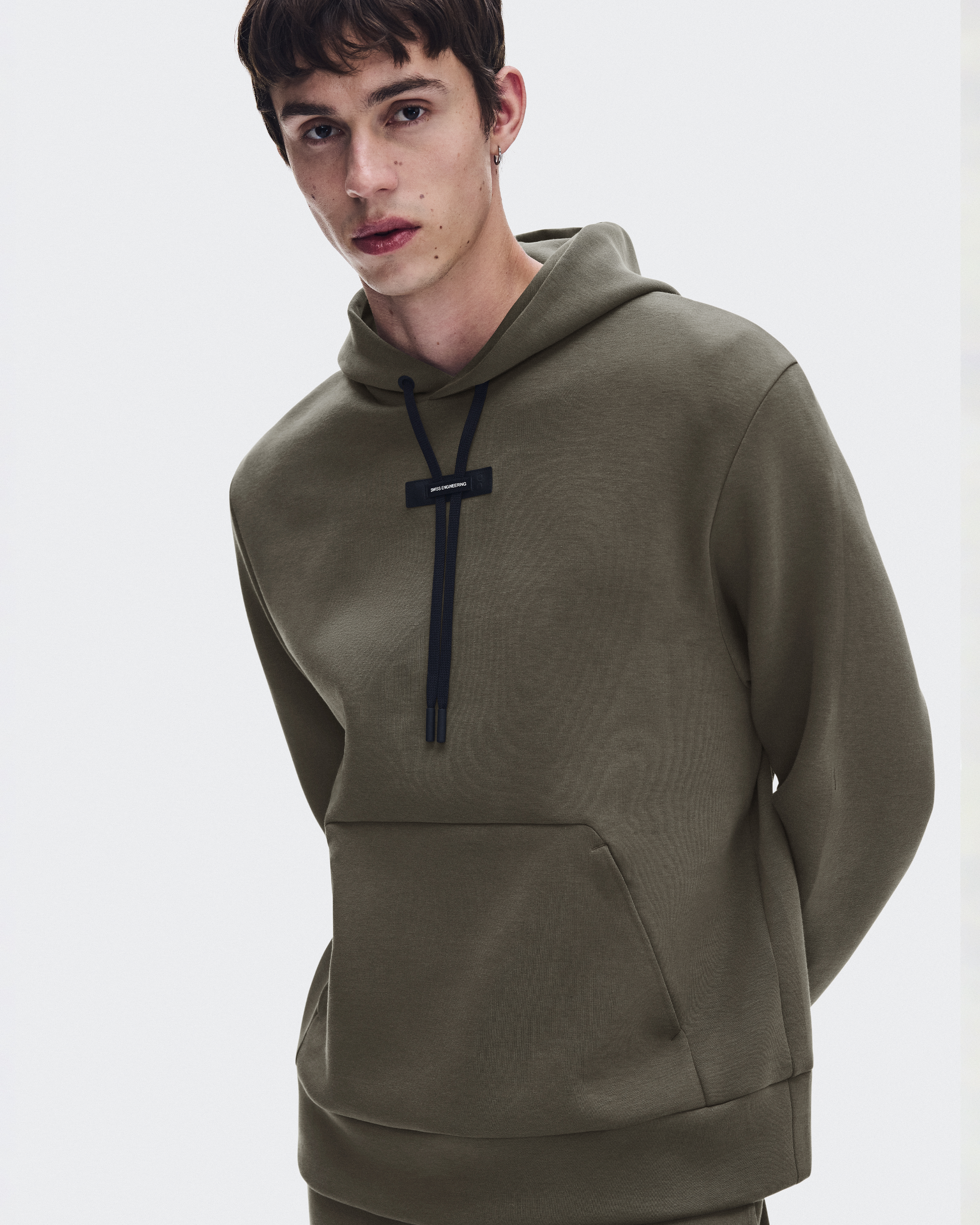 Focus Tech Hoodie - Bark