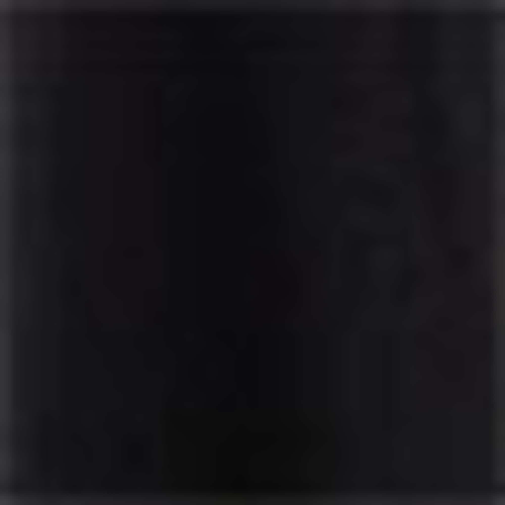 T-shirt black